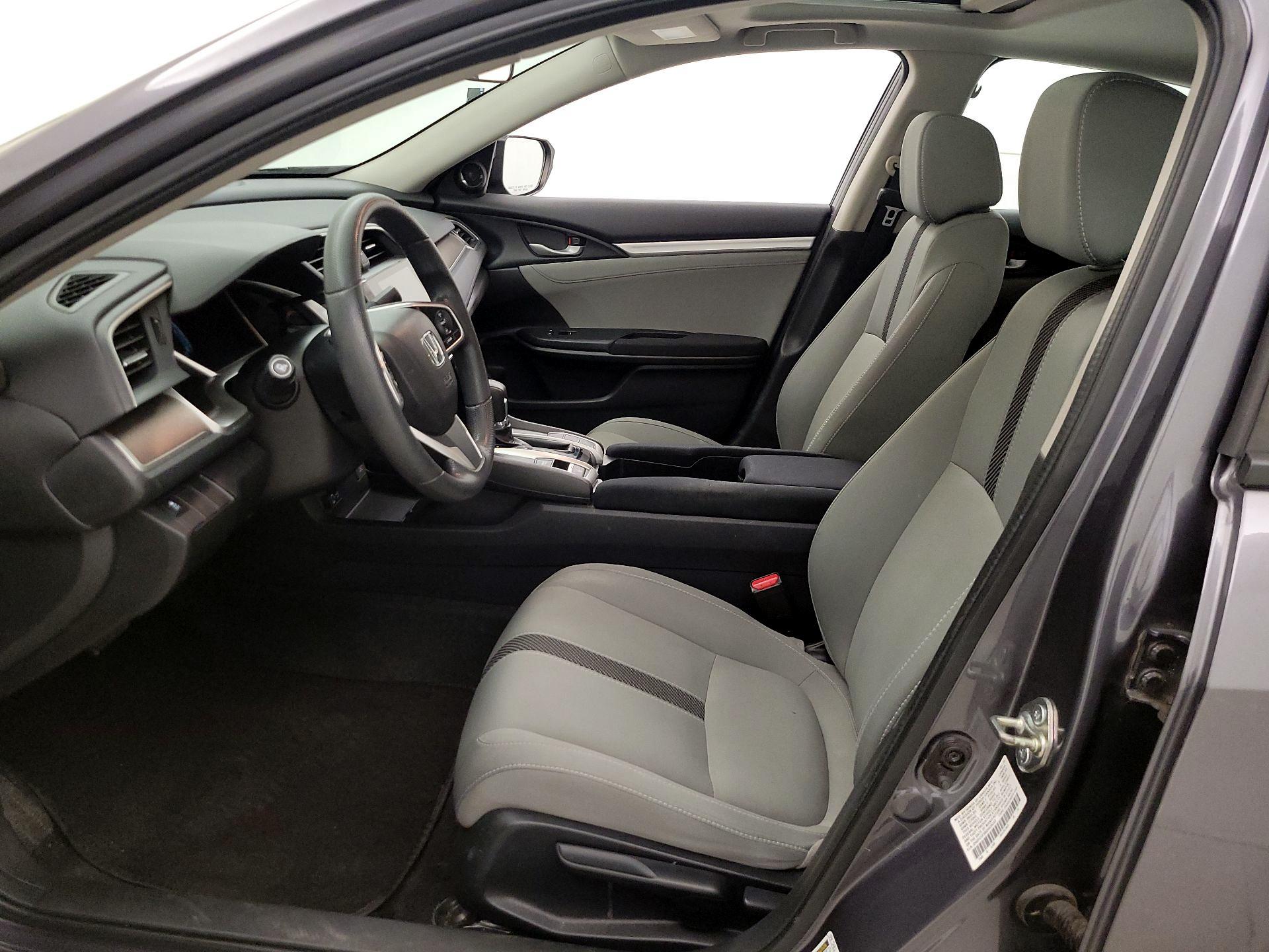 Thumbnail: 2016 Honda Civic - 11