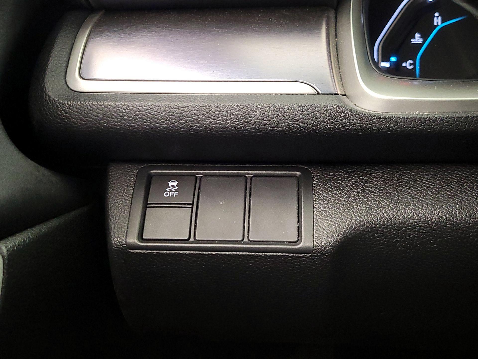 Thumbnail: 2016 Honda Civic - 13