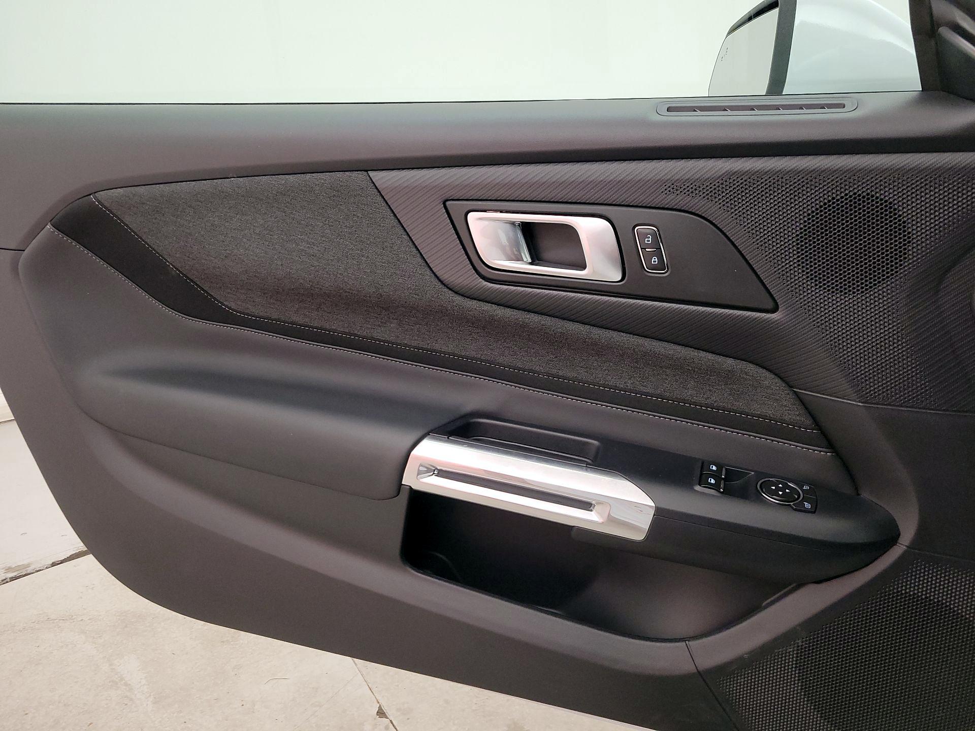 Thumbnail: 2025 Ford Mustang - 12