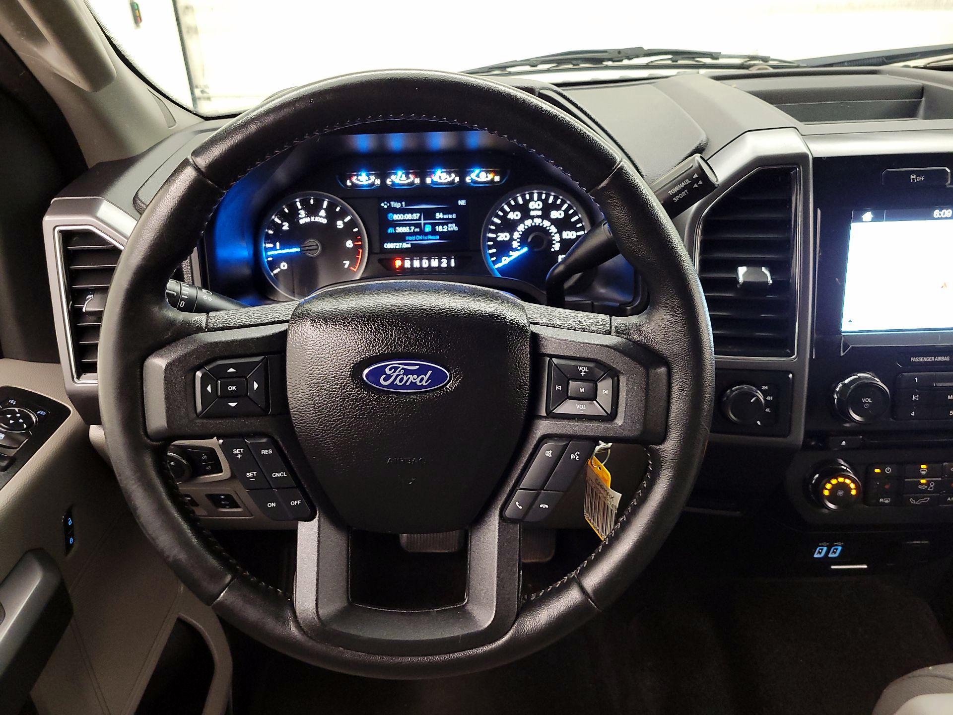 Thumbnail: 2017 Ford F-150 - 10