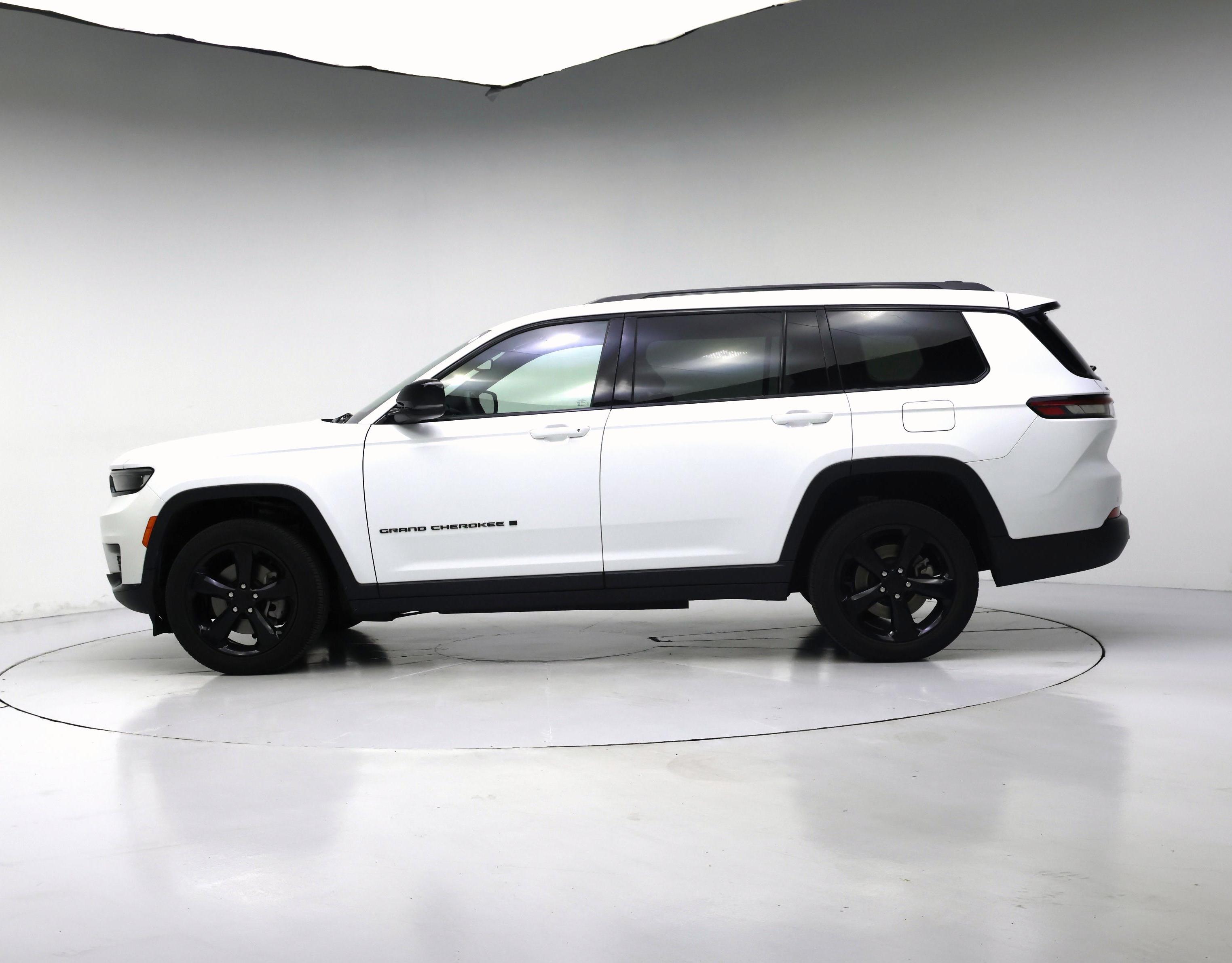 Thumbnail: 2023 Jeep Grand Cherokee L - 3