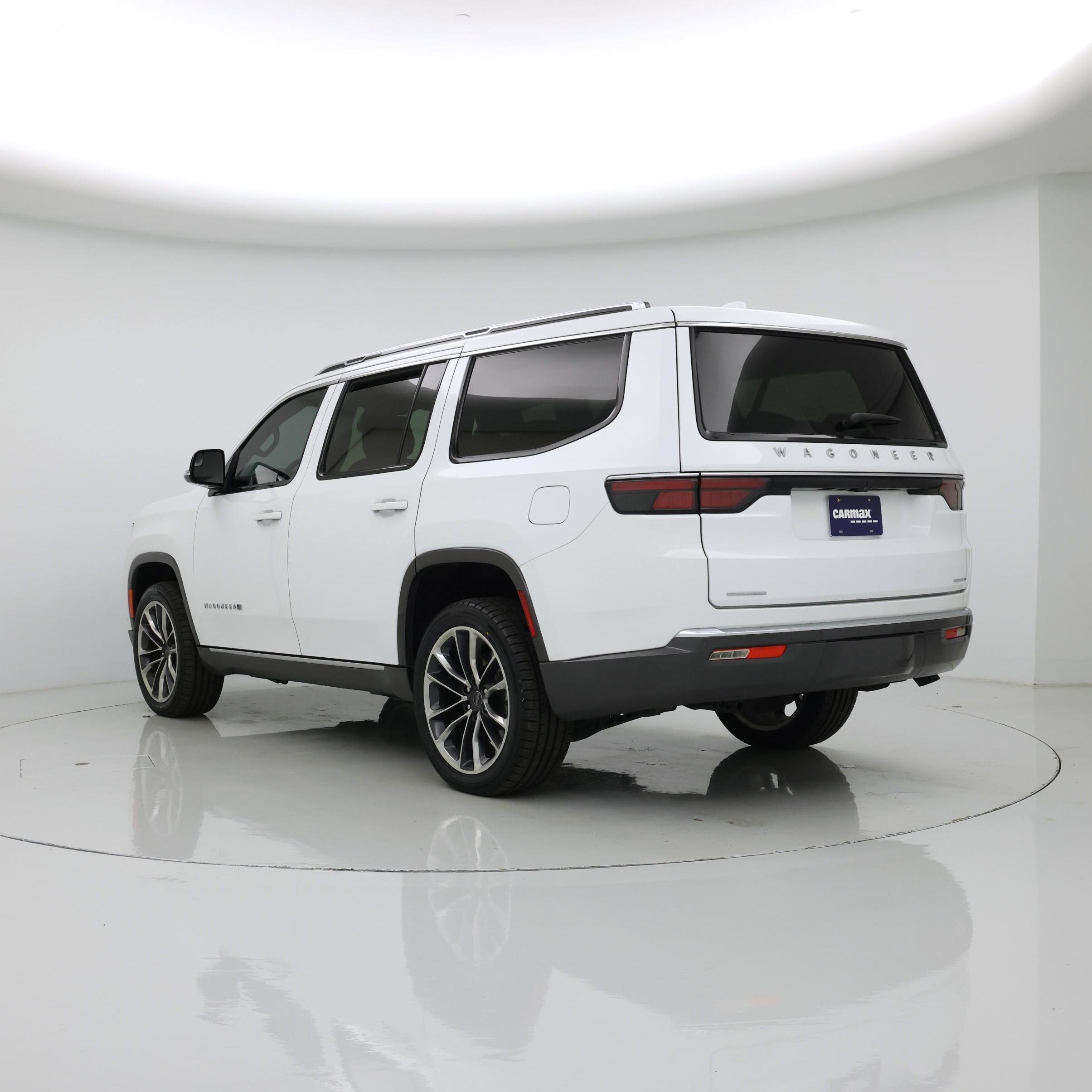 Thumbnail: 2022 Jeep Wagoneer - 2