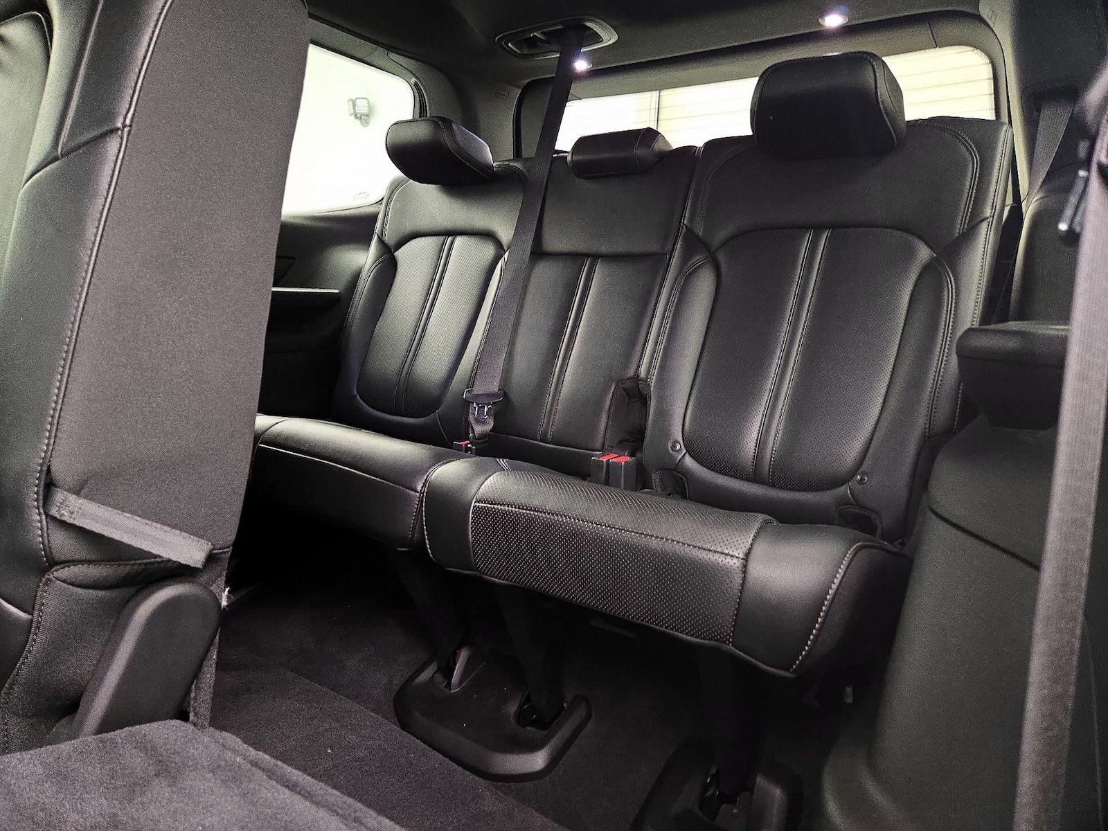 2022 Jeep Wagoneer Series III - Photo 23