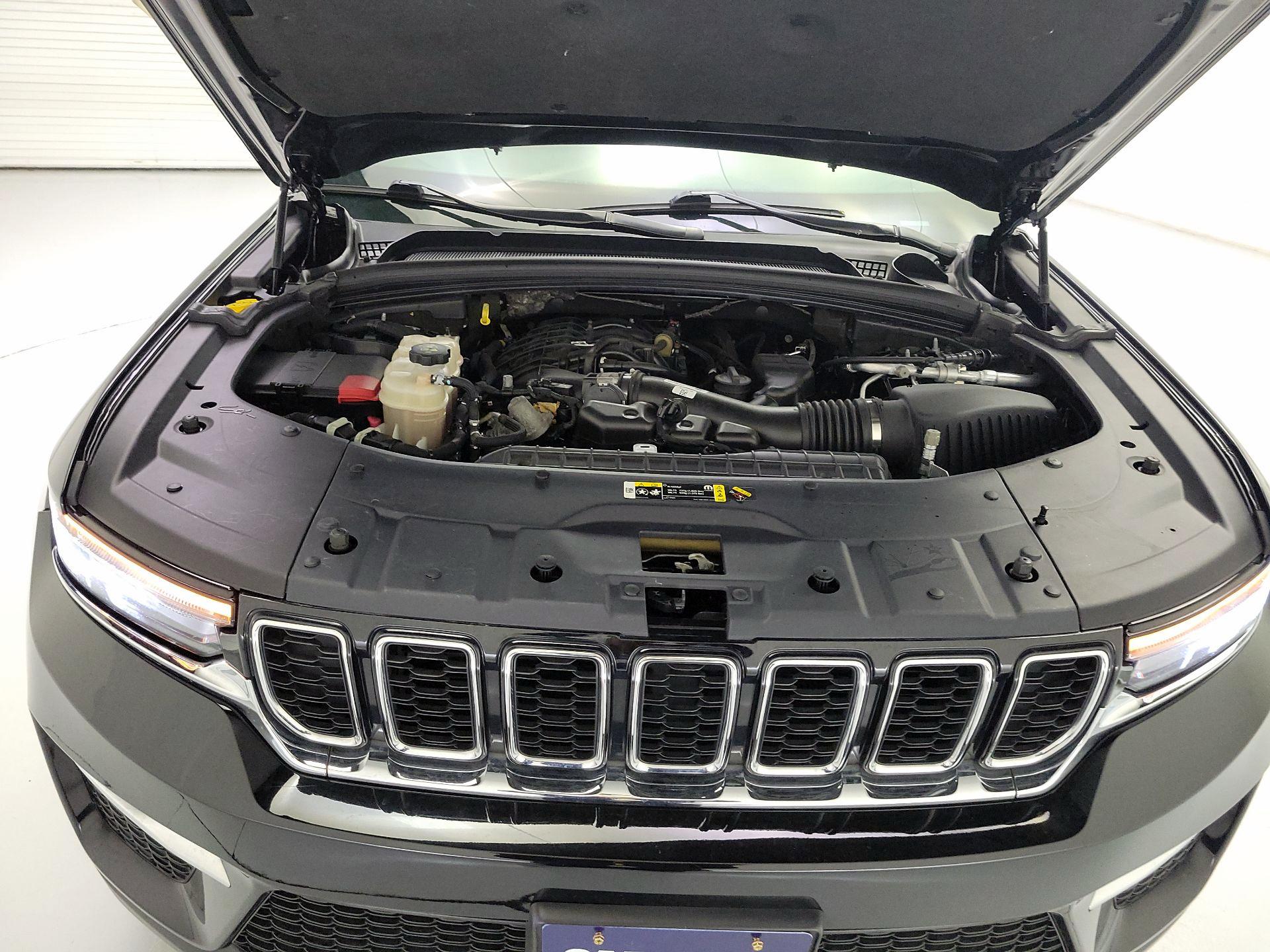 Thumbnail: 2023 Jeep Grand Cherokee - 20