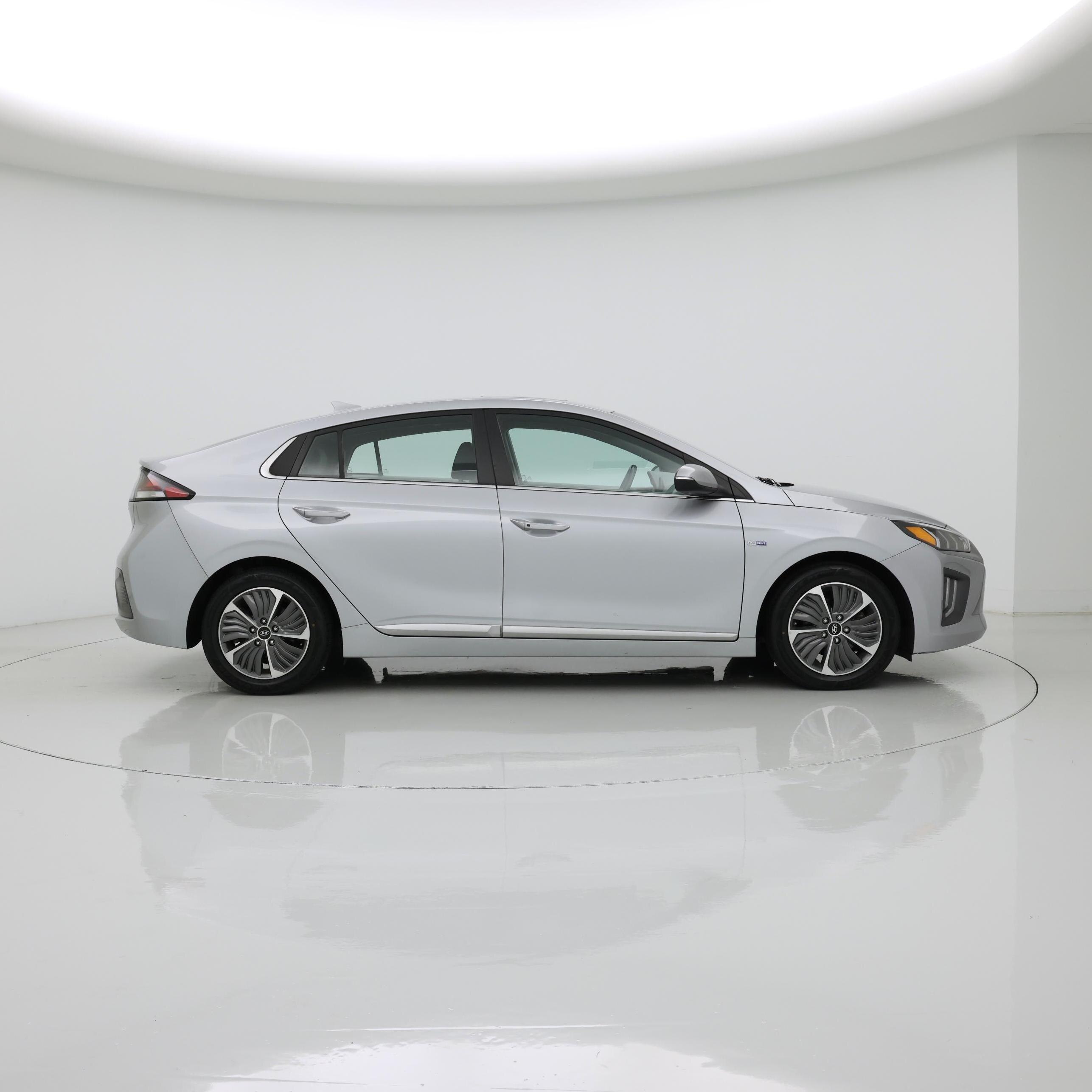 Thumbnail: 2020 Hyundai Ioniq - 7