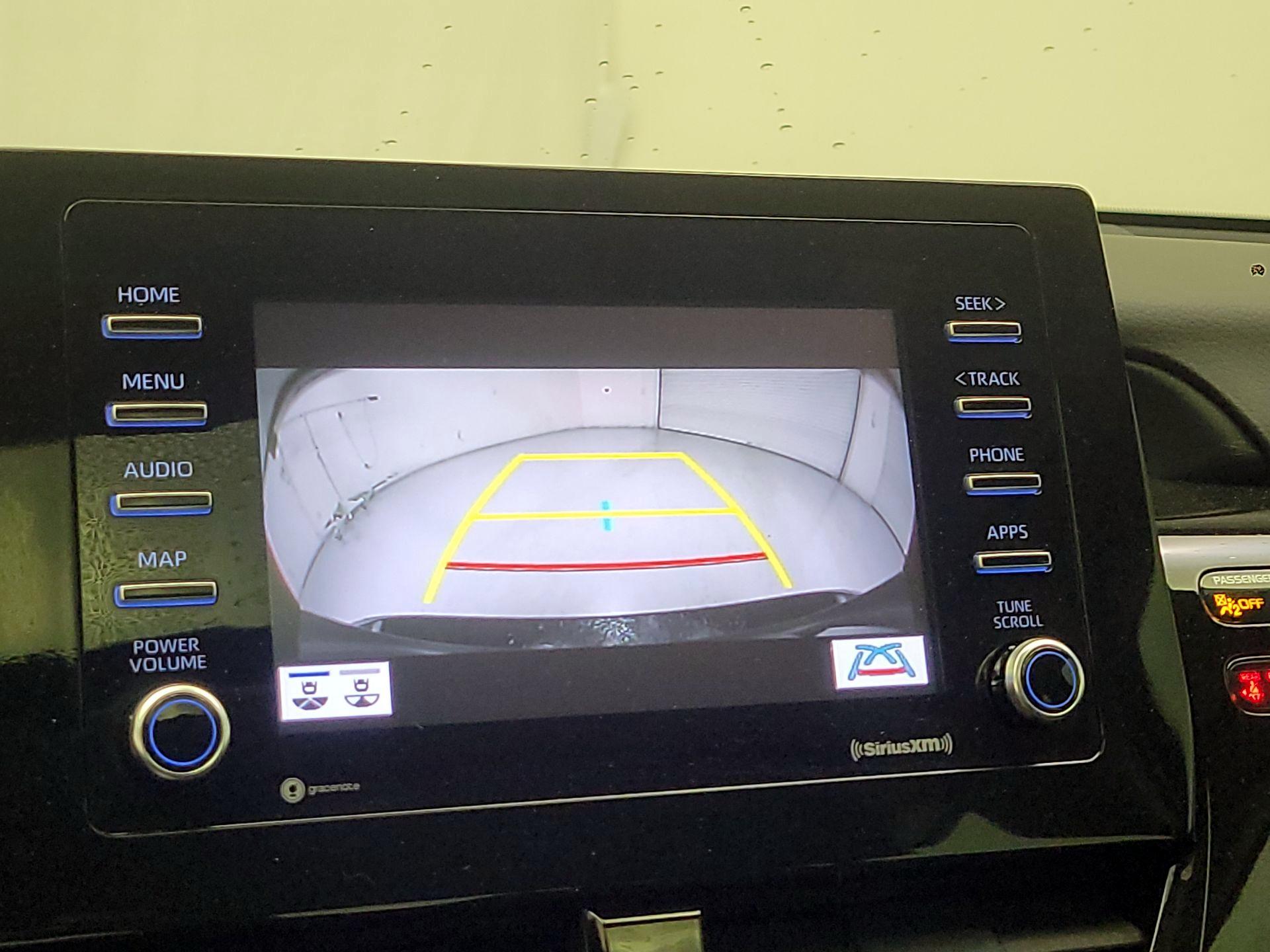 Thumbnail: 2022 Toyota Camry - 12