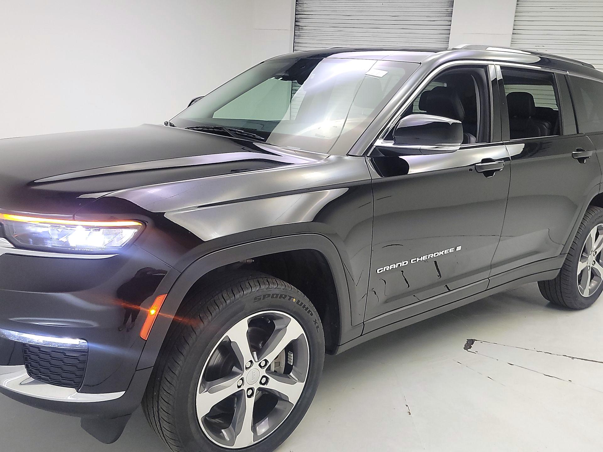 Thumbnail: 2023 Jeep Grand Cherokee L - 3