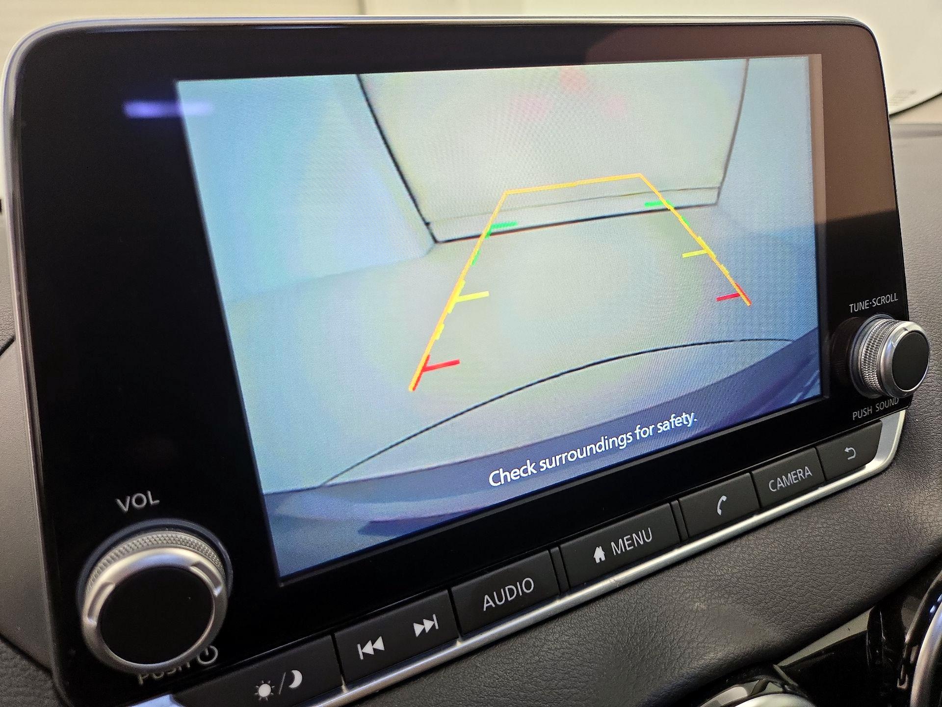 Thumbnail: 2023 Nissan Sentra - 14