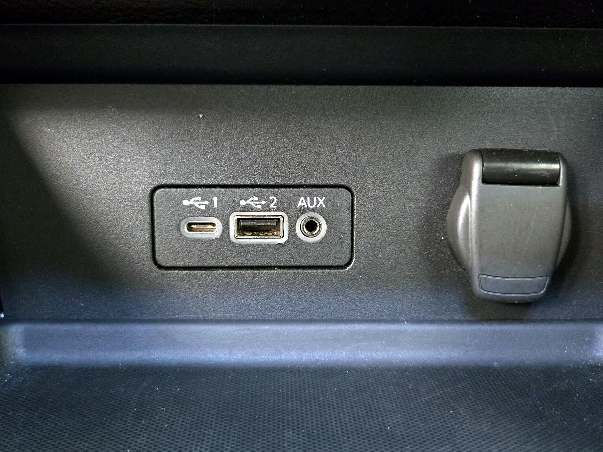 Thumbnail: 2023 Nissan Sentra - 18