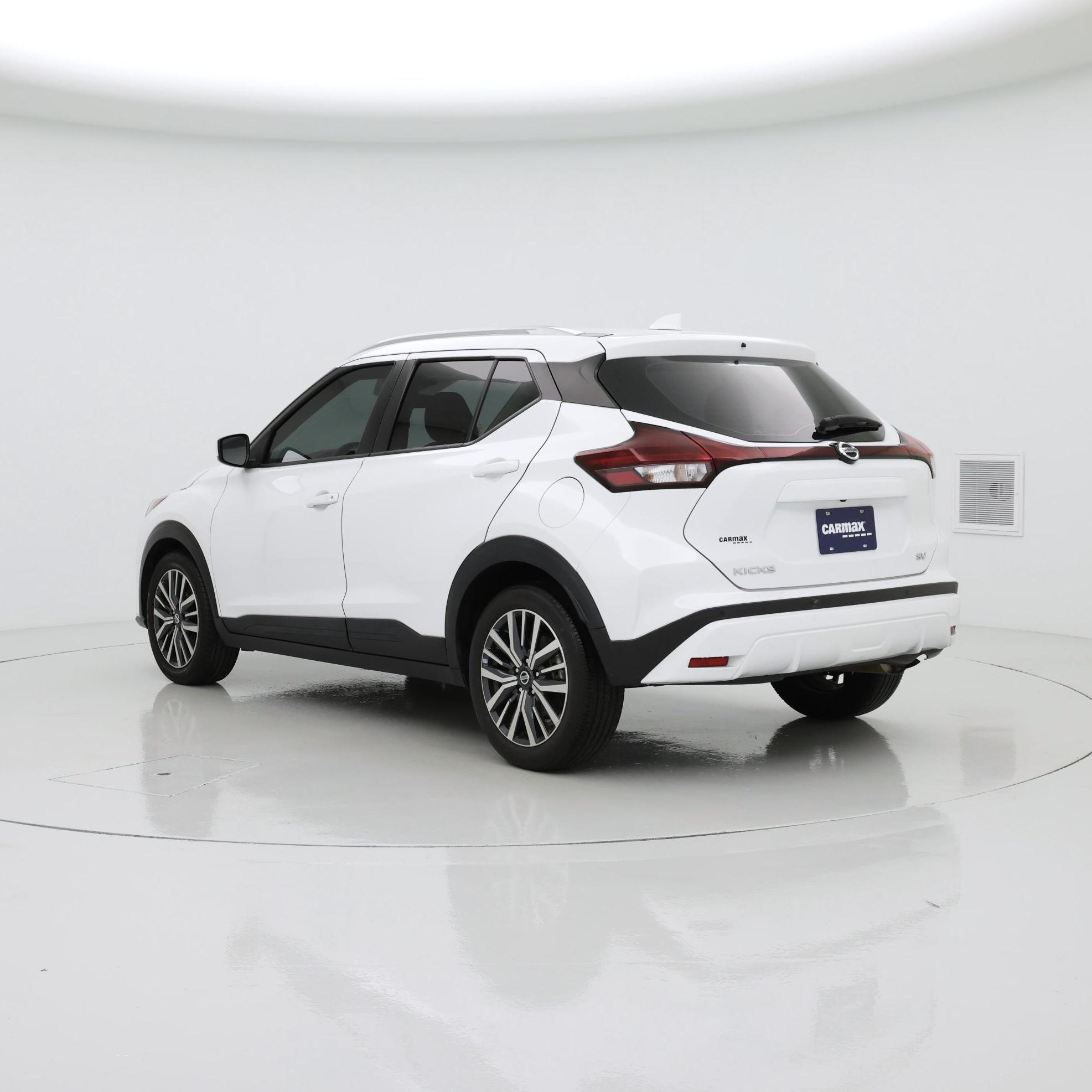 Thumbnail: 2021 Nissan Kicks - 2