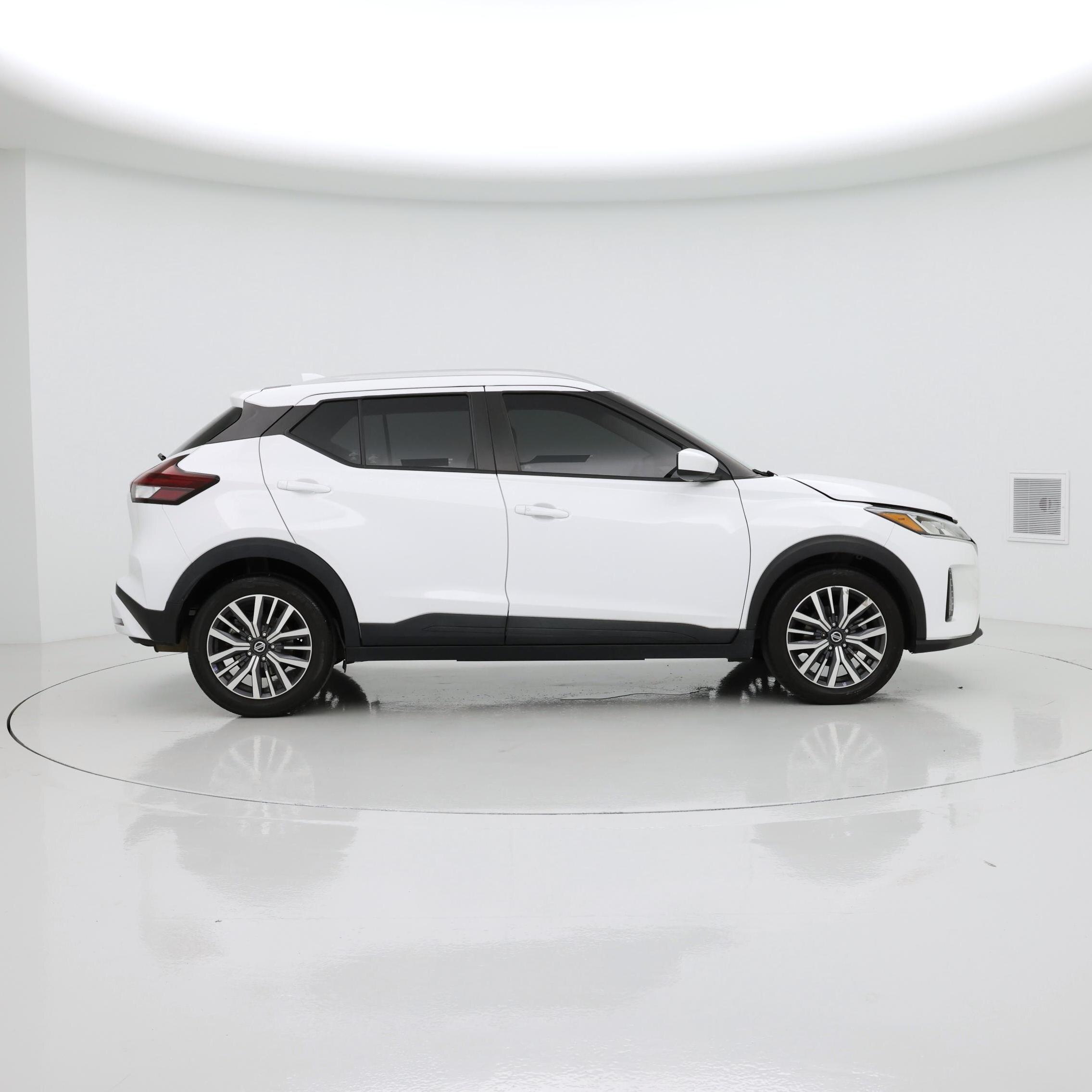 Thumbnail: 2021 Nissan Kicks - 7