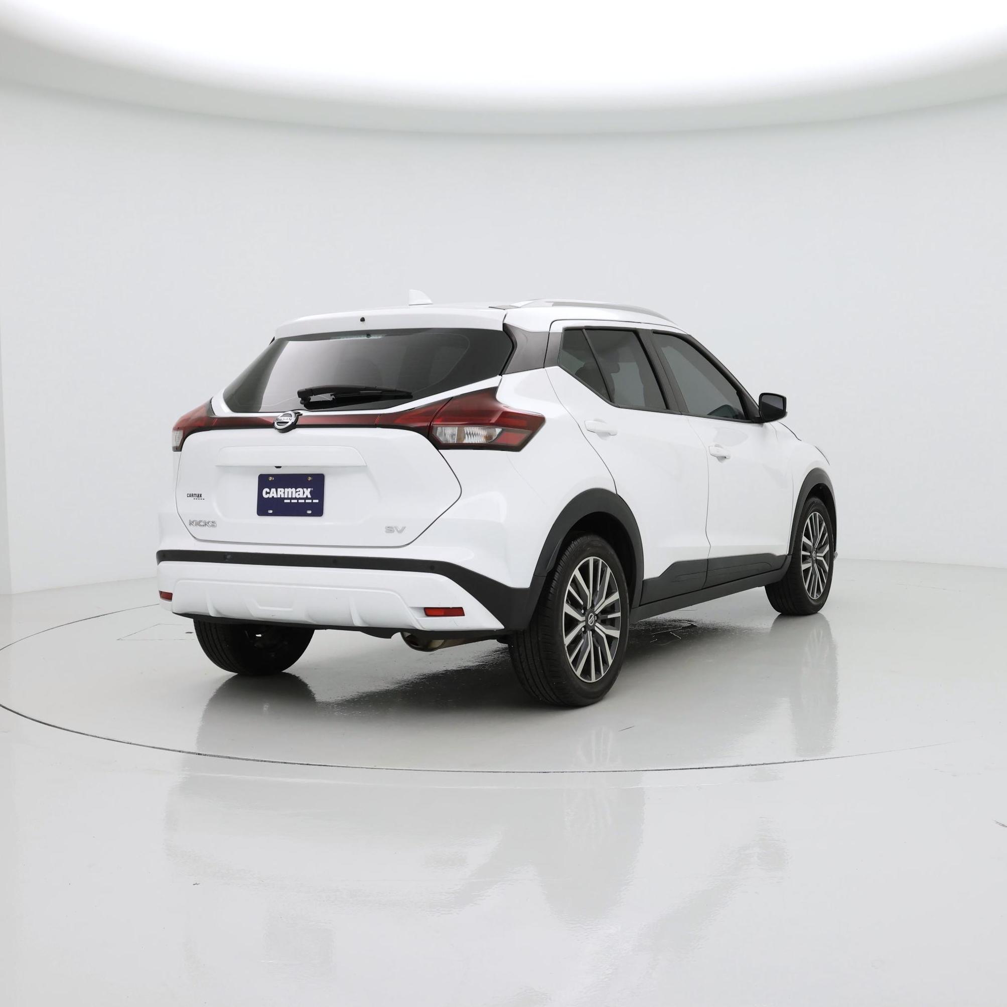 Thumbnail: 2021 Nissan Kicks - 8