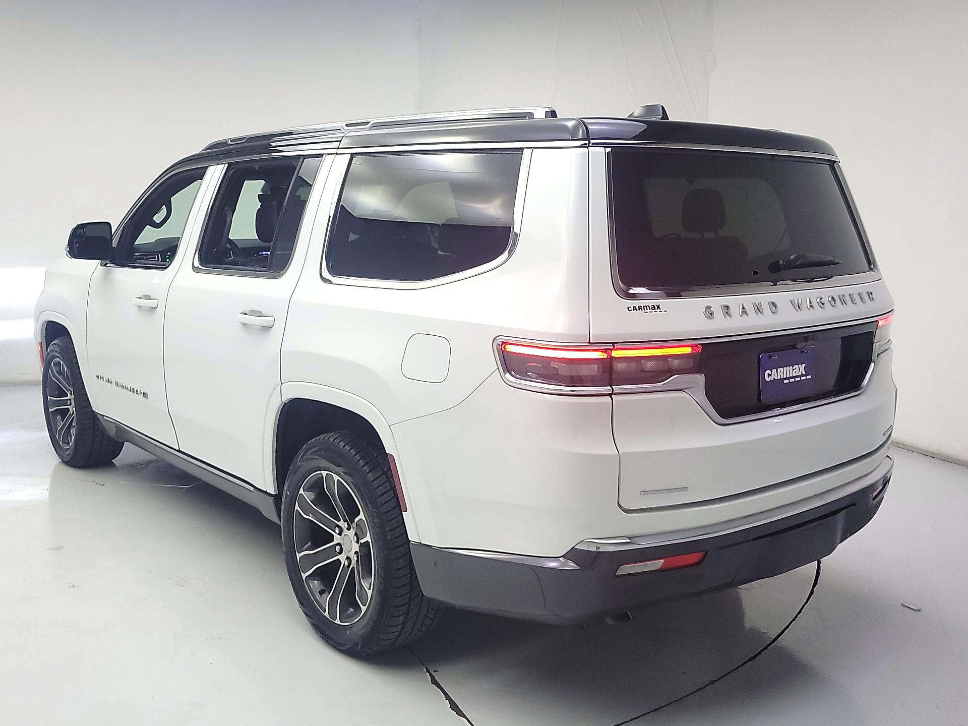 Thumbnail: 2022 Jeep Grand Wagoneer - 7