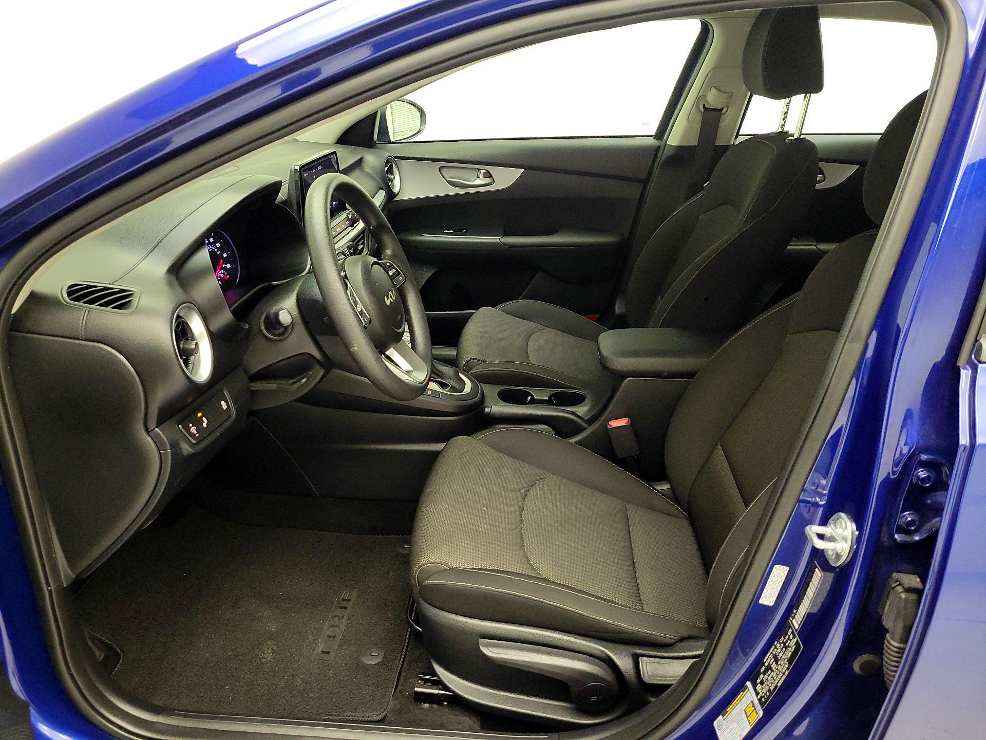 Thumbnail: 2024 Kia Forte - 9