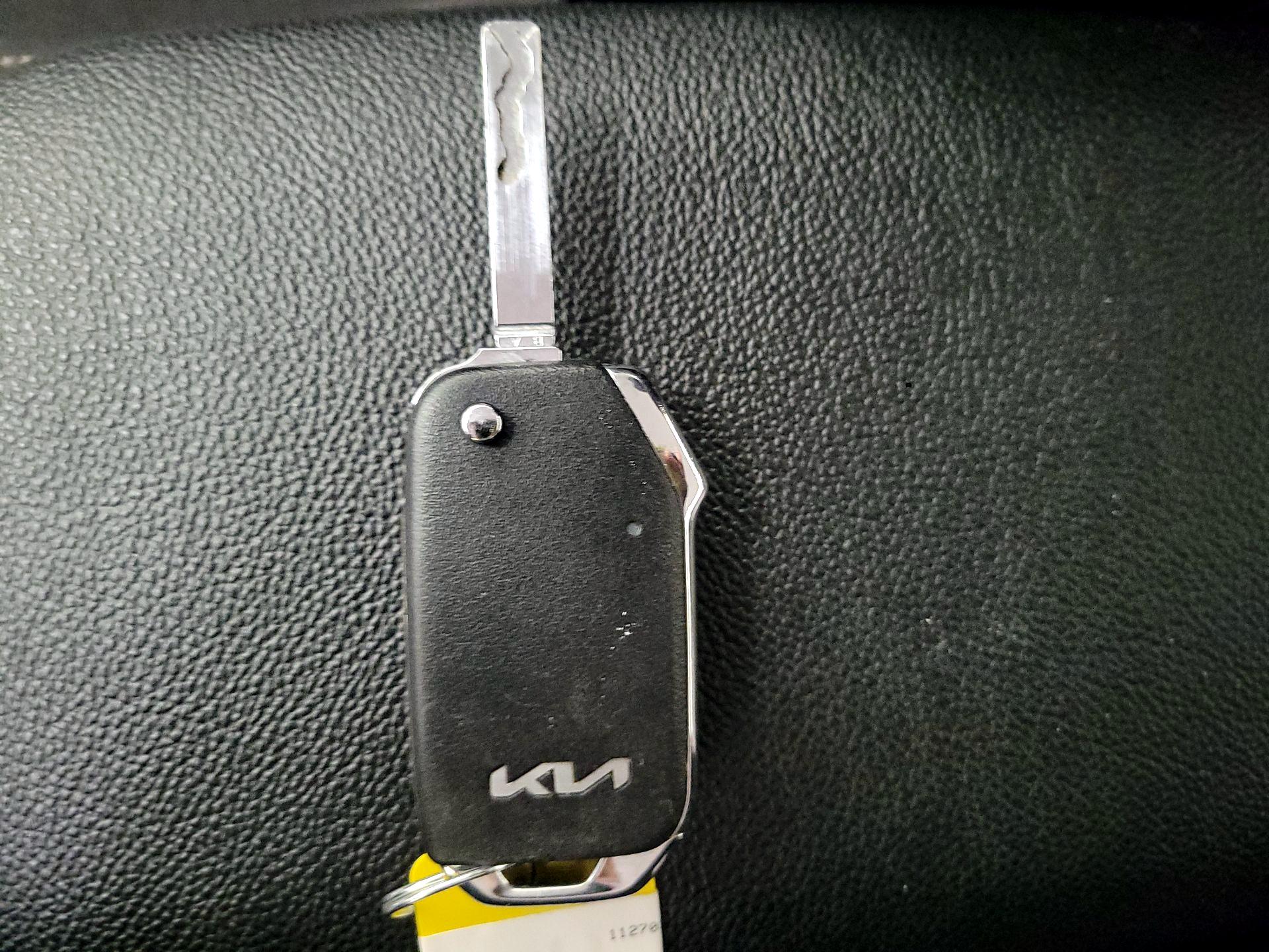 Thumbnail: 2024 Kia Forte - 20