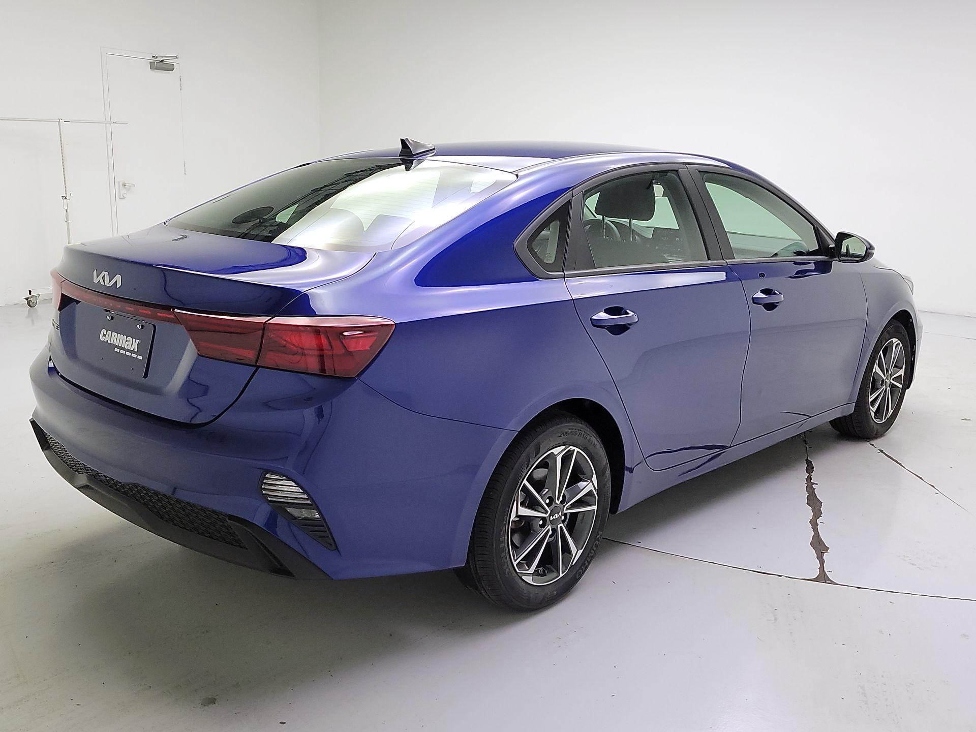 Thumbnail: 2024 Kia Forte - 5