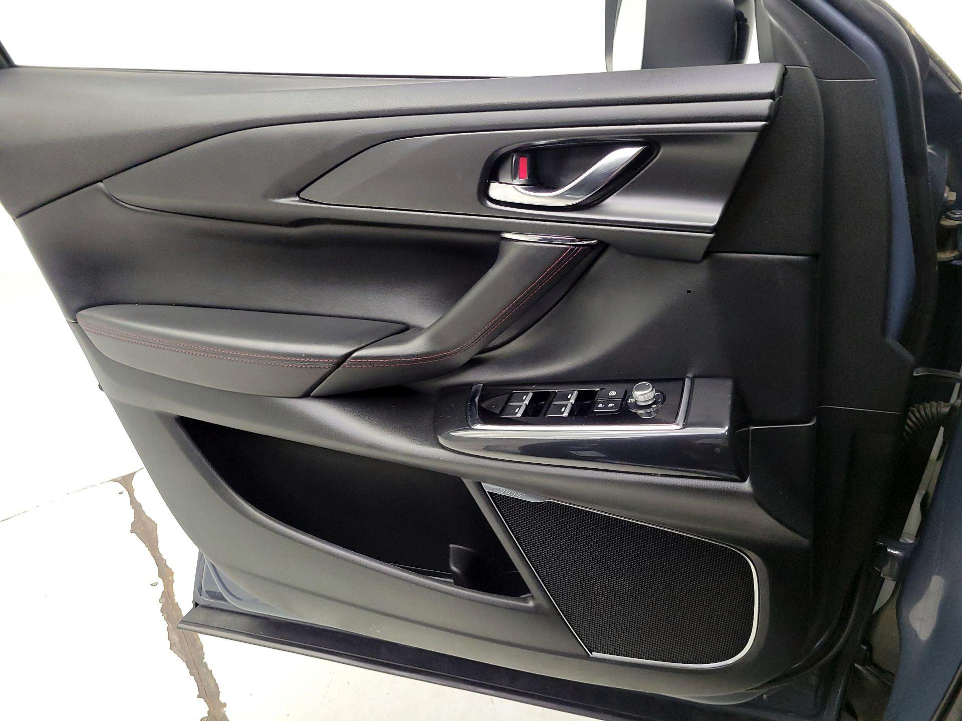 Thumbnail: 2022 Mazda CX-9 - 12