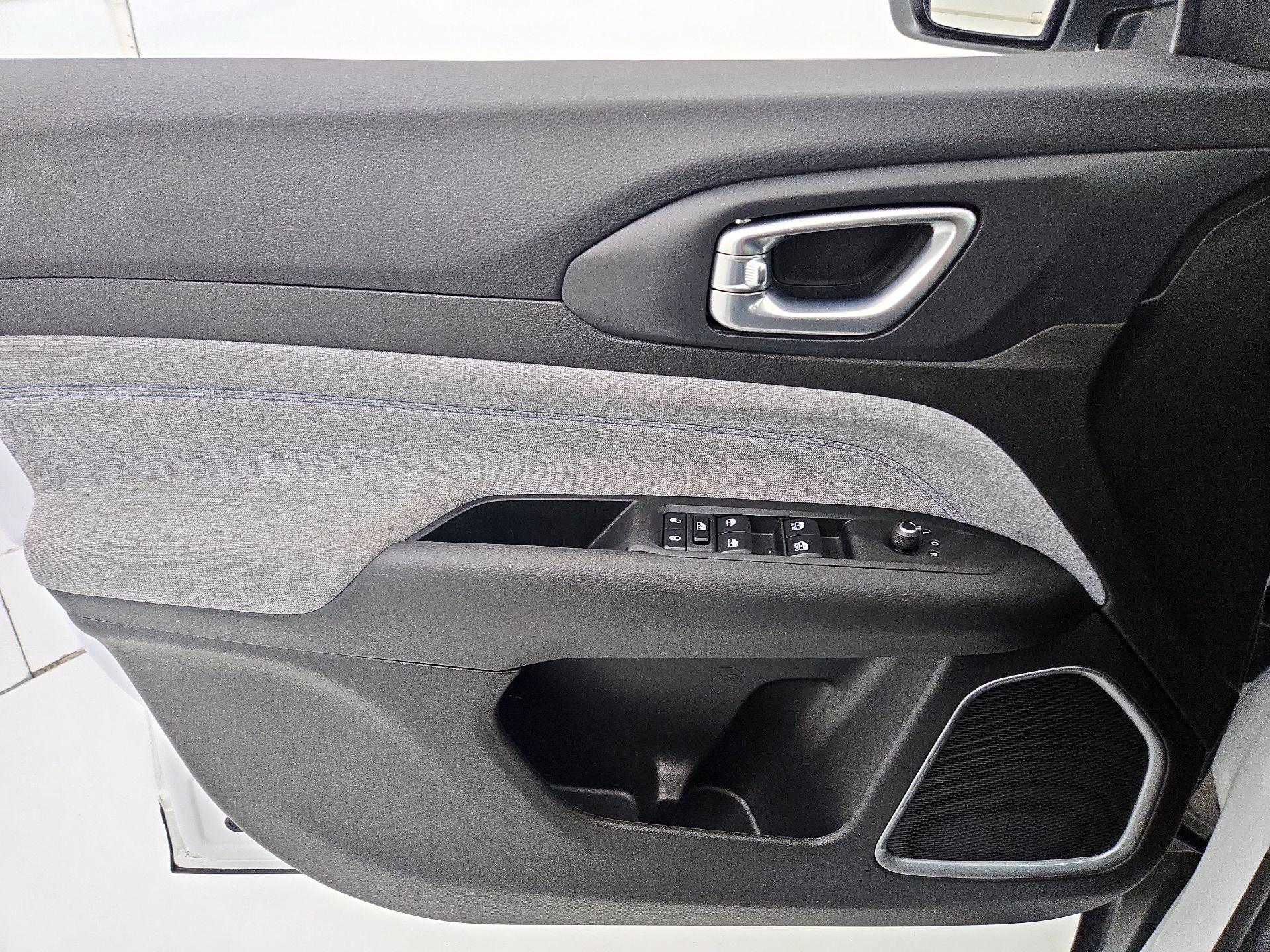 Thumbnail: 2024 Jeep Compass - 12