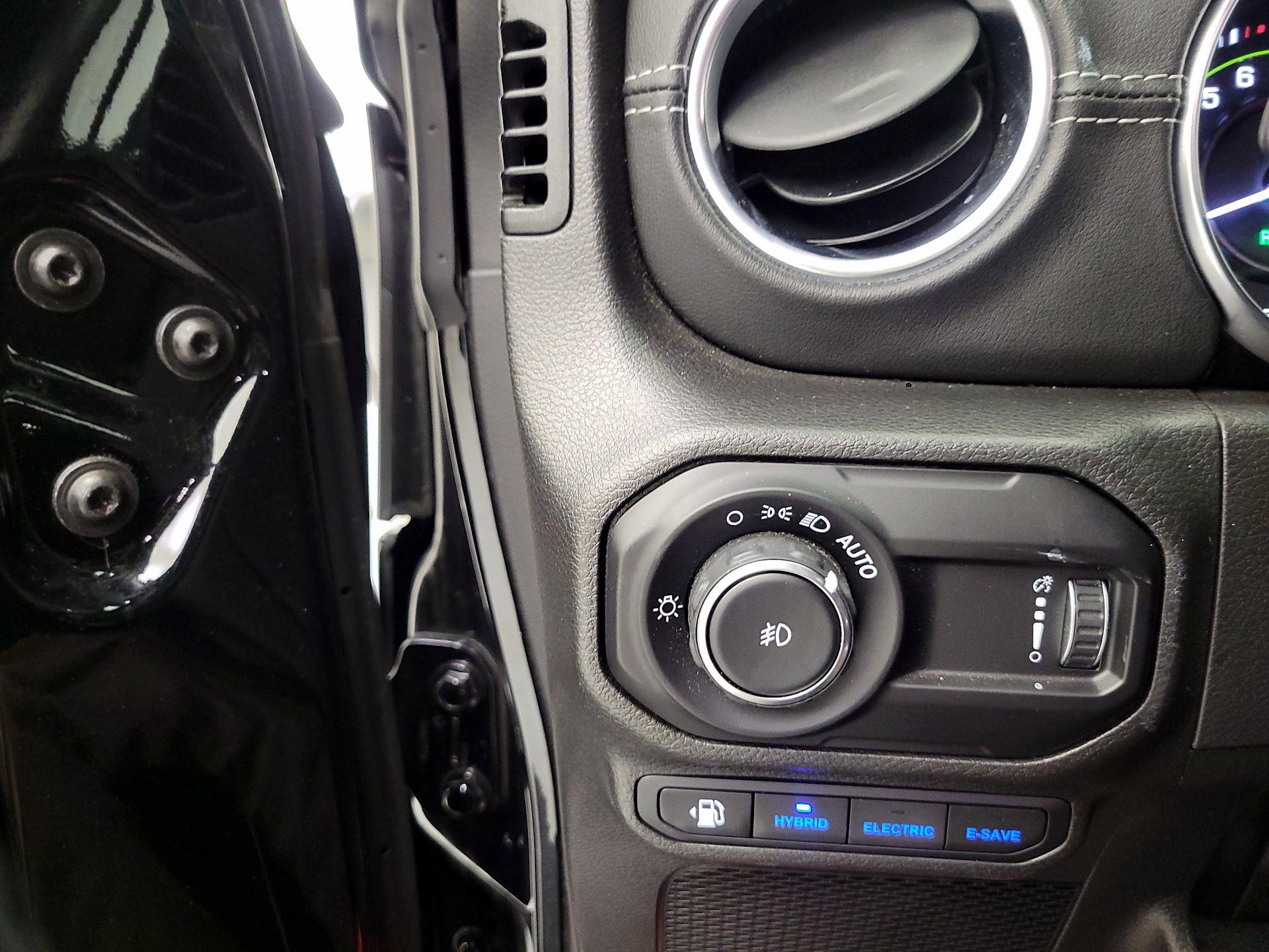 Thumbnail: 2023 Jeep Wrangler - 11