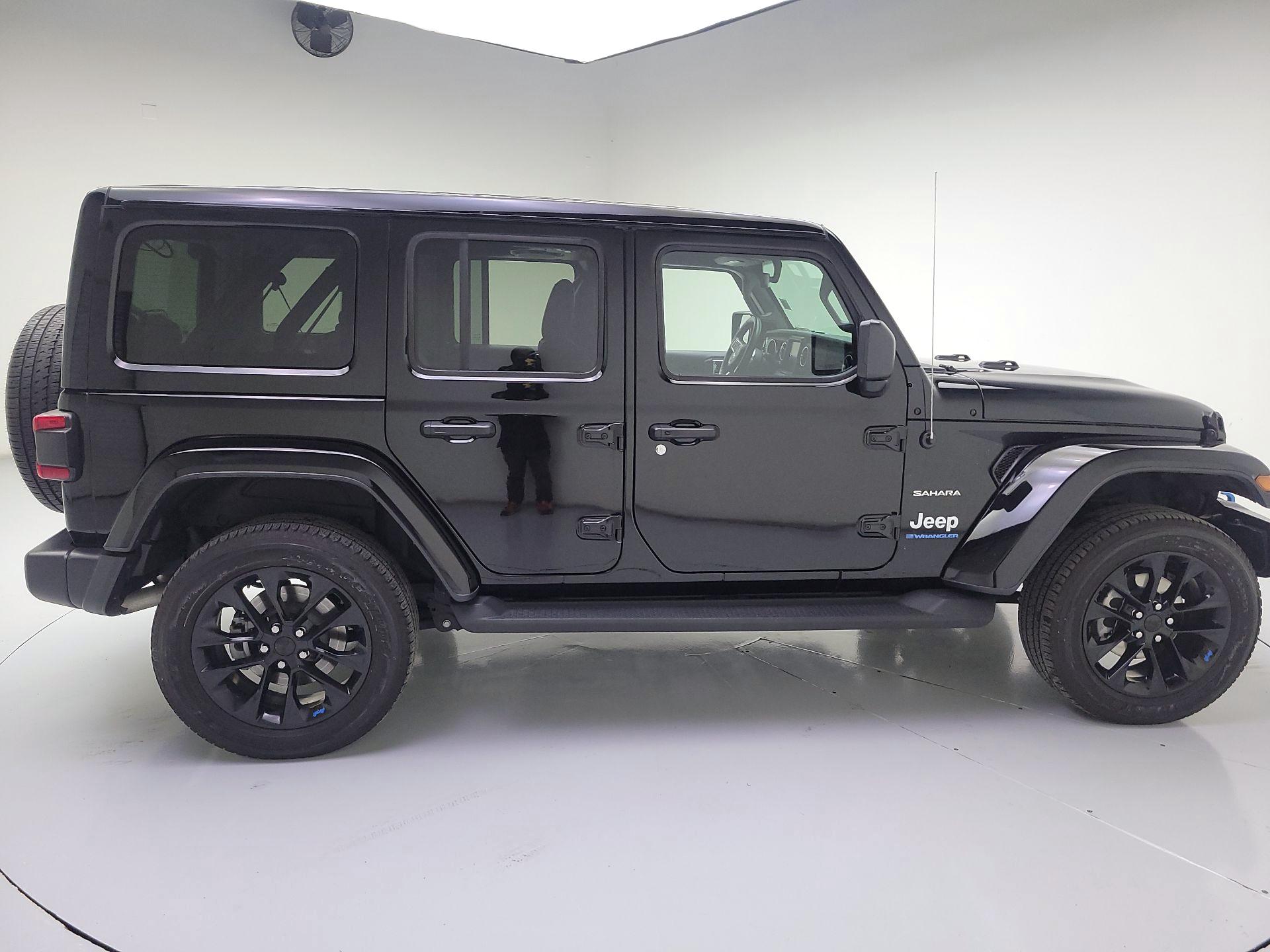 Thumbnail: 2023 Jeep Wrangler - 4