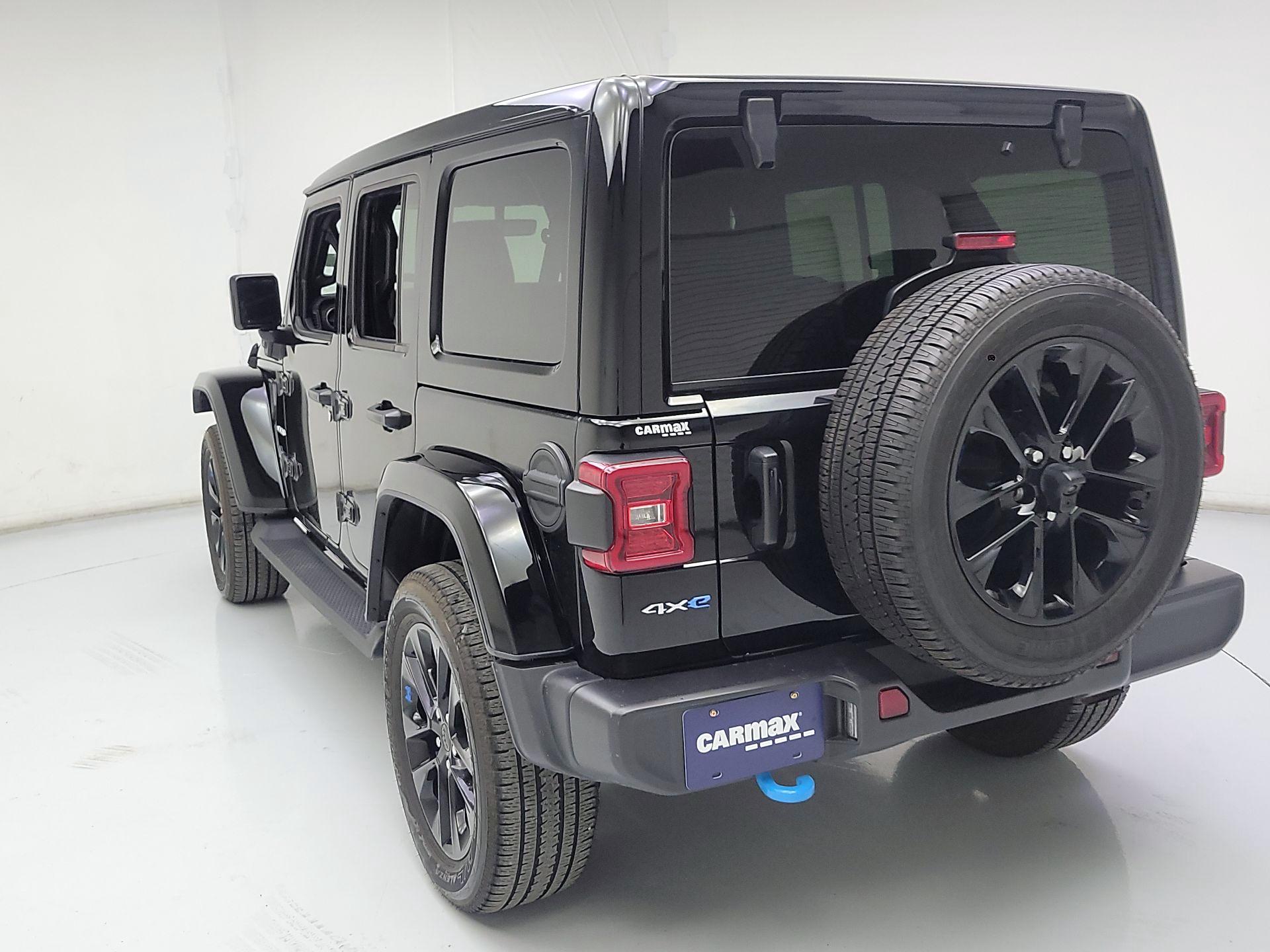 Thumbnail: 2023 Jeep Wrangler - 7