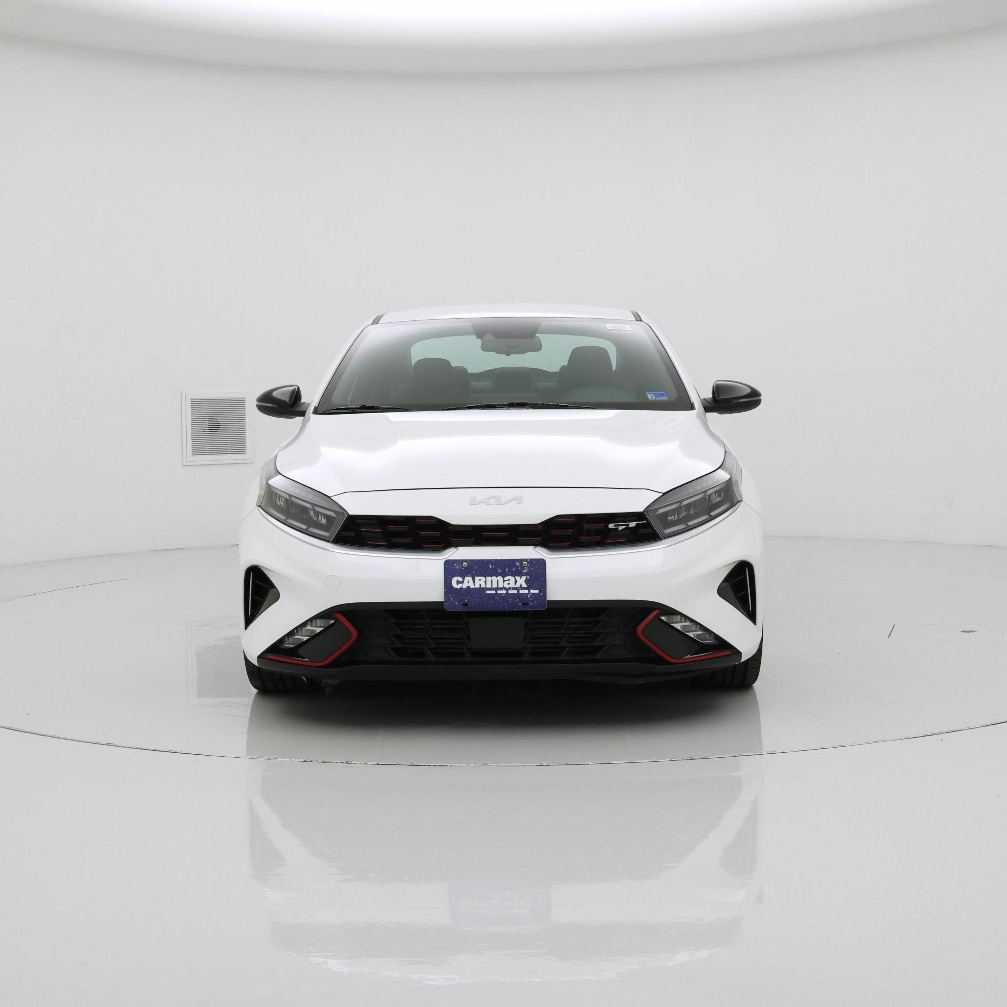 Thumbnail: 2022 Kia Forte - 5