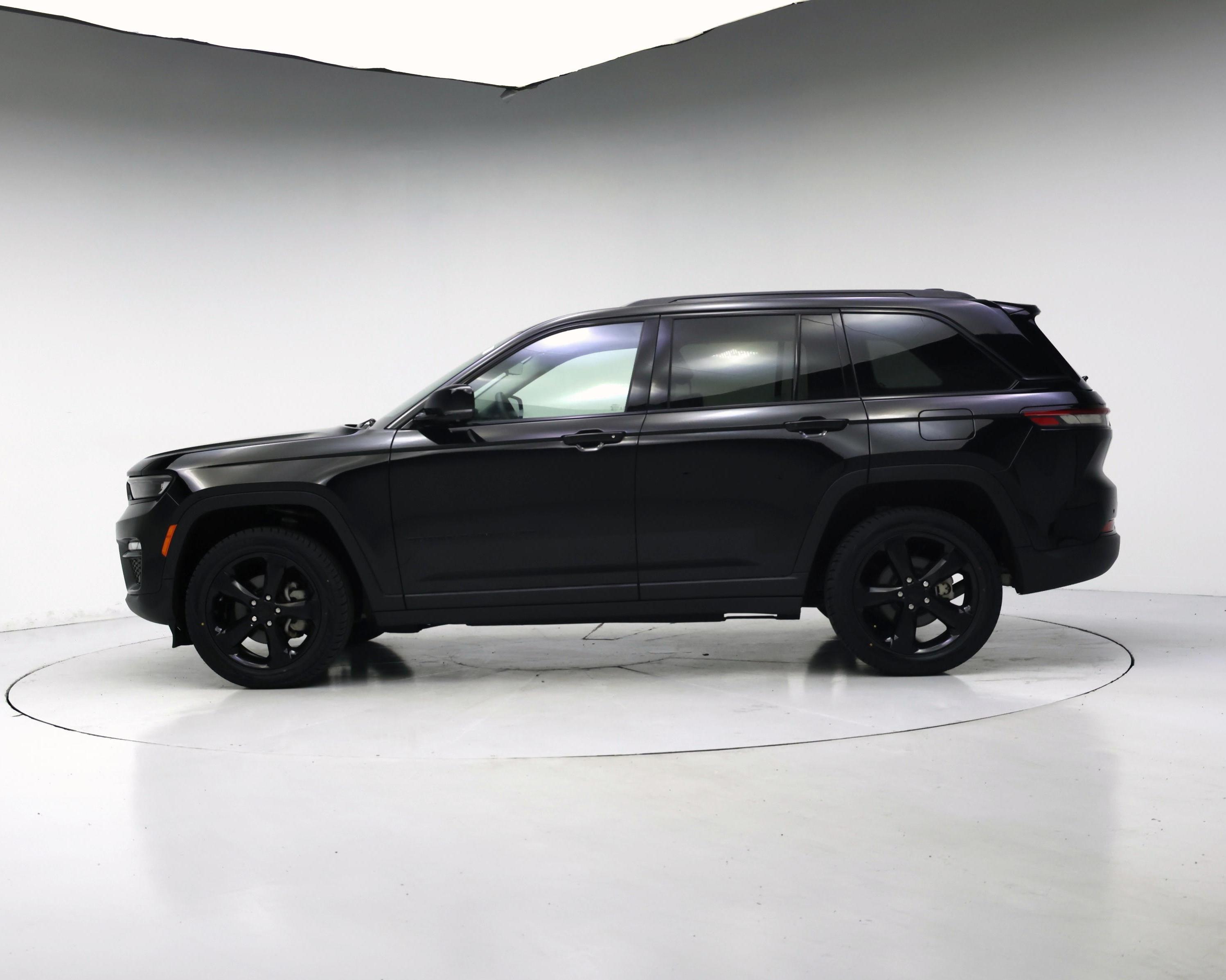 Thumbnail: 2023 Jeep Grand Cherokee - 3