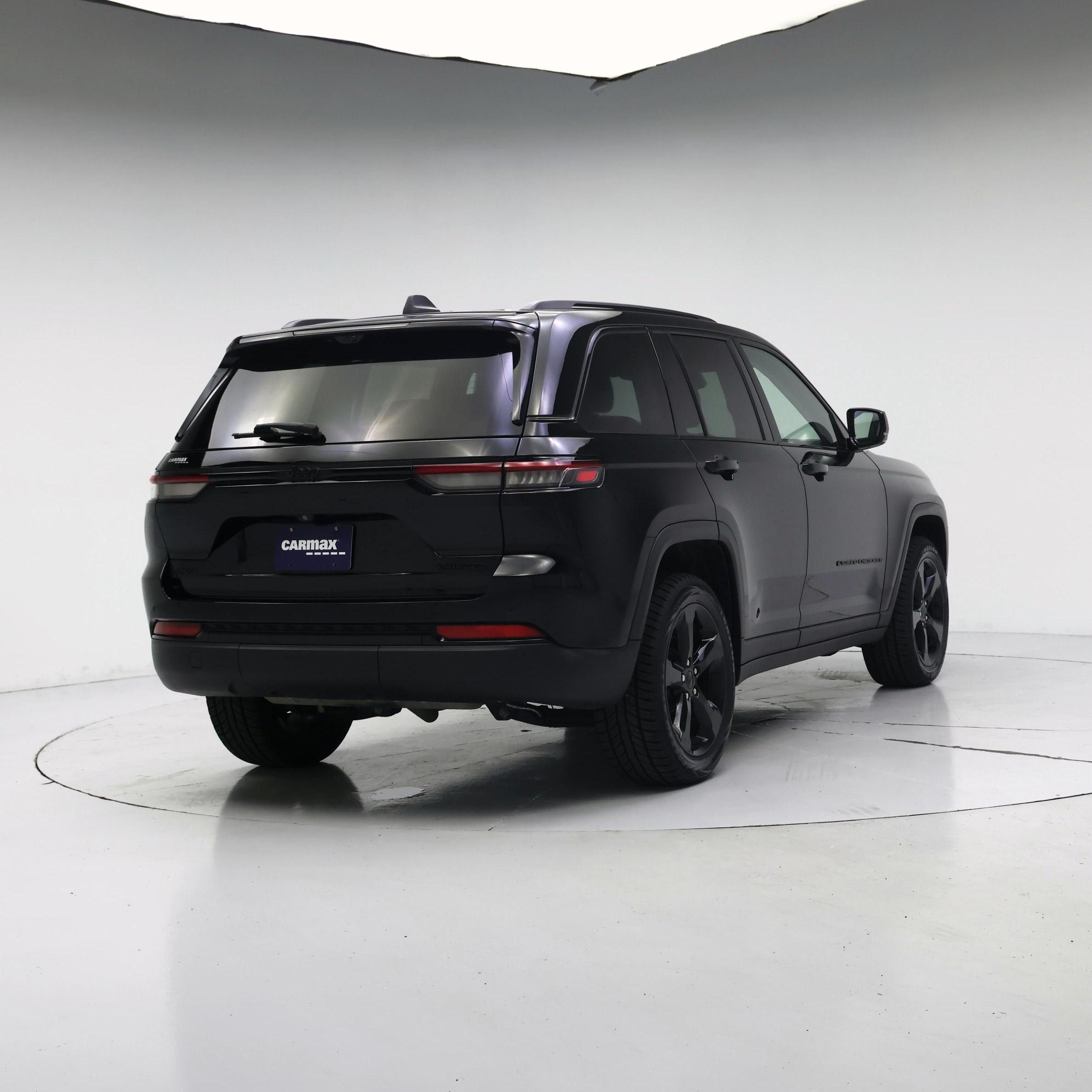 Thumbnail: 2023 Jeep Grand Cherokee - 8