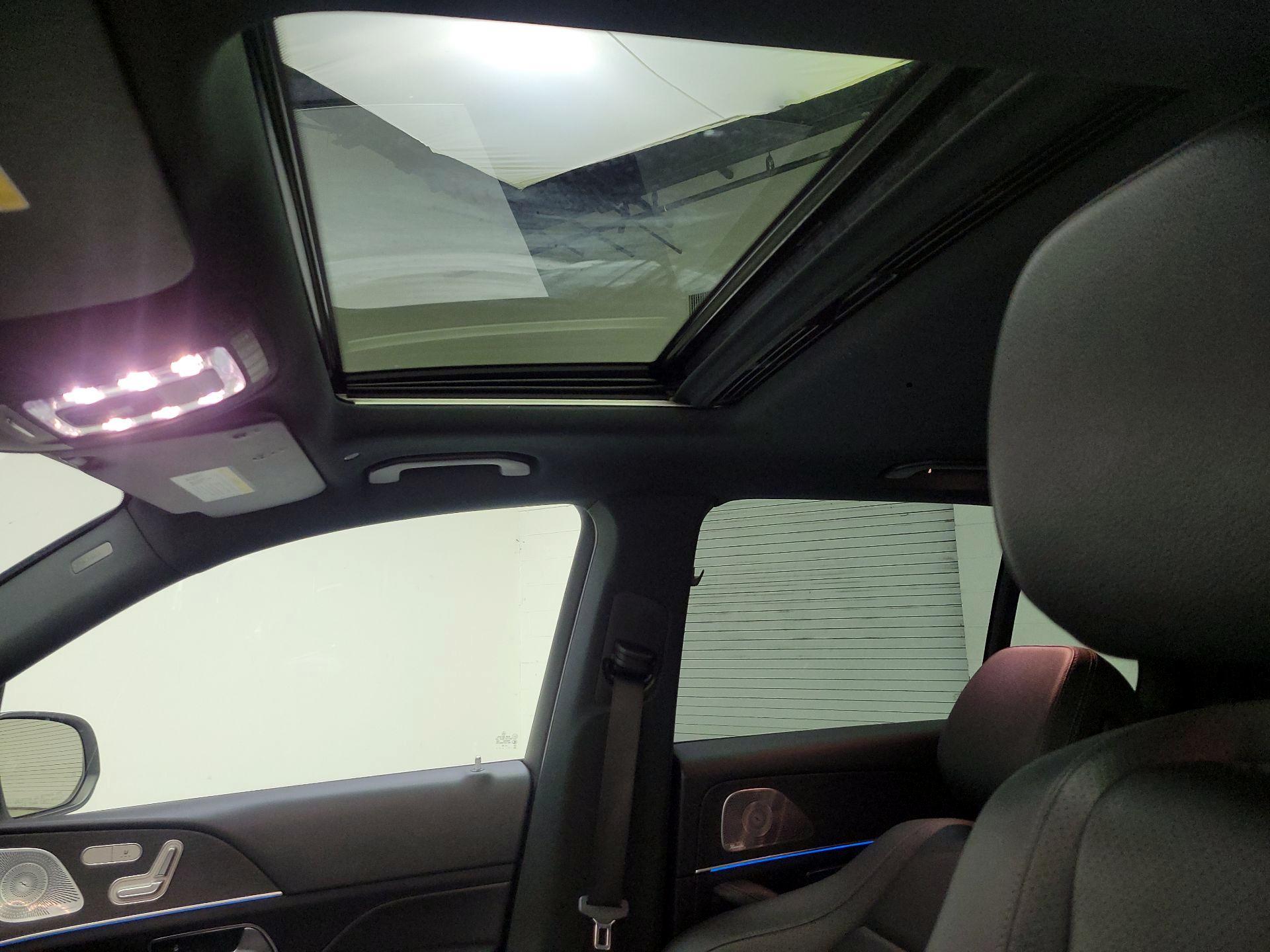 Thumbnail: 2020 Mercedes-Benz GLE - 18