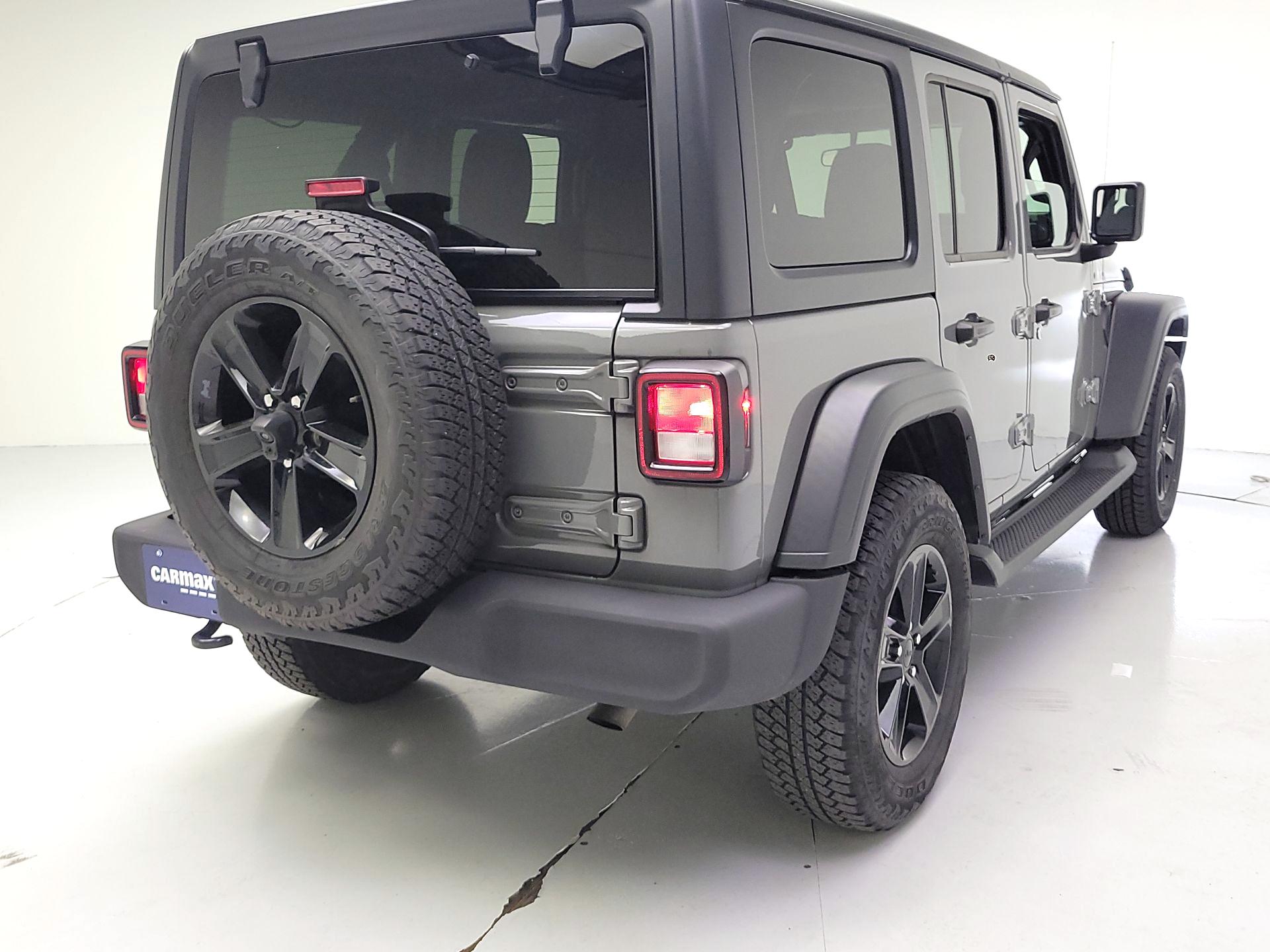 Thumbnail: 2021 Jeep Wrangler - 5