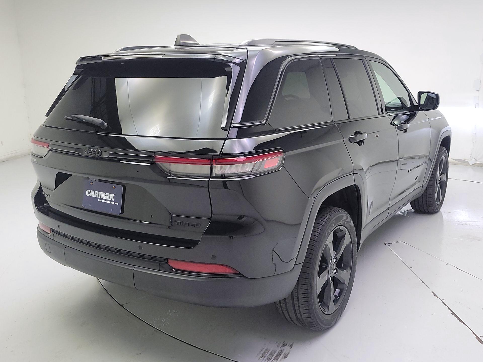 Thumbnail: 2023 Jeep Grand Cherokee - 5