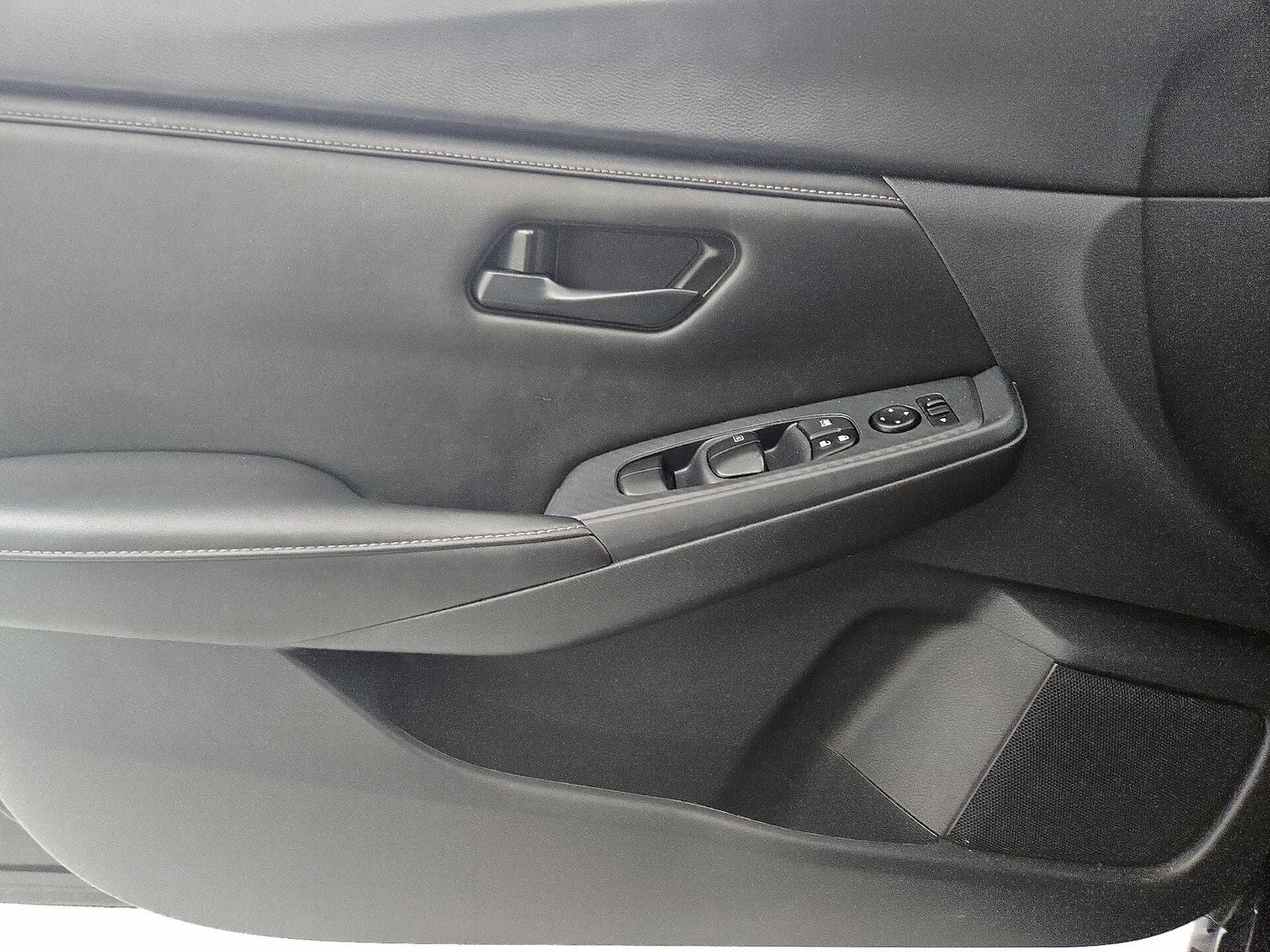 2024 Nissan Sentra S - Photo 13