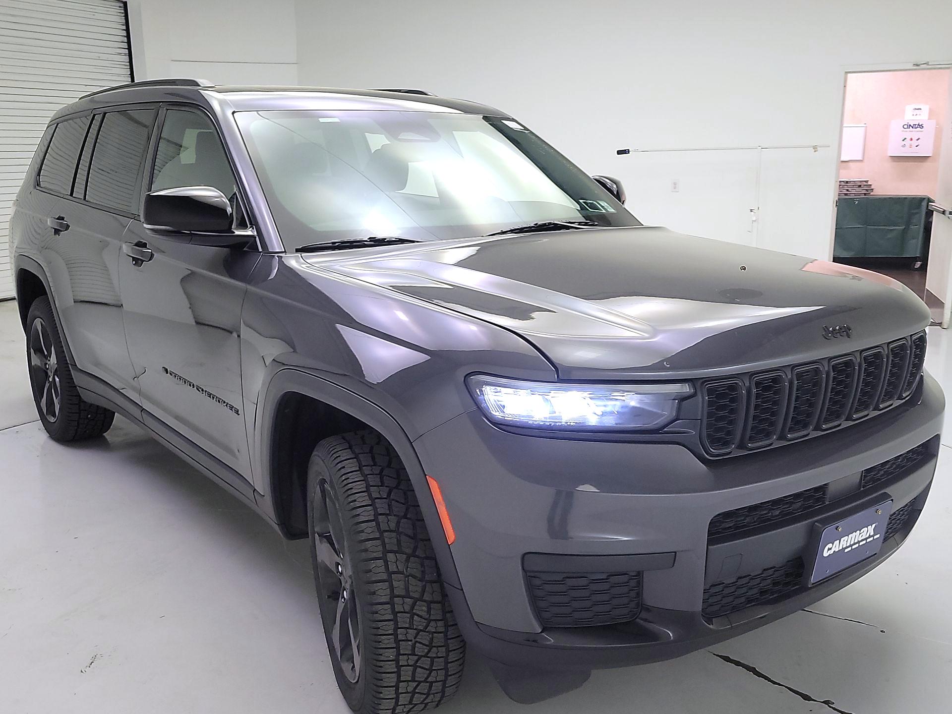 Thumbnail: 2023 Jeep Grand Cherokee L - 1