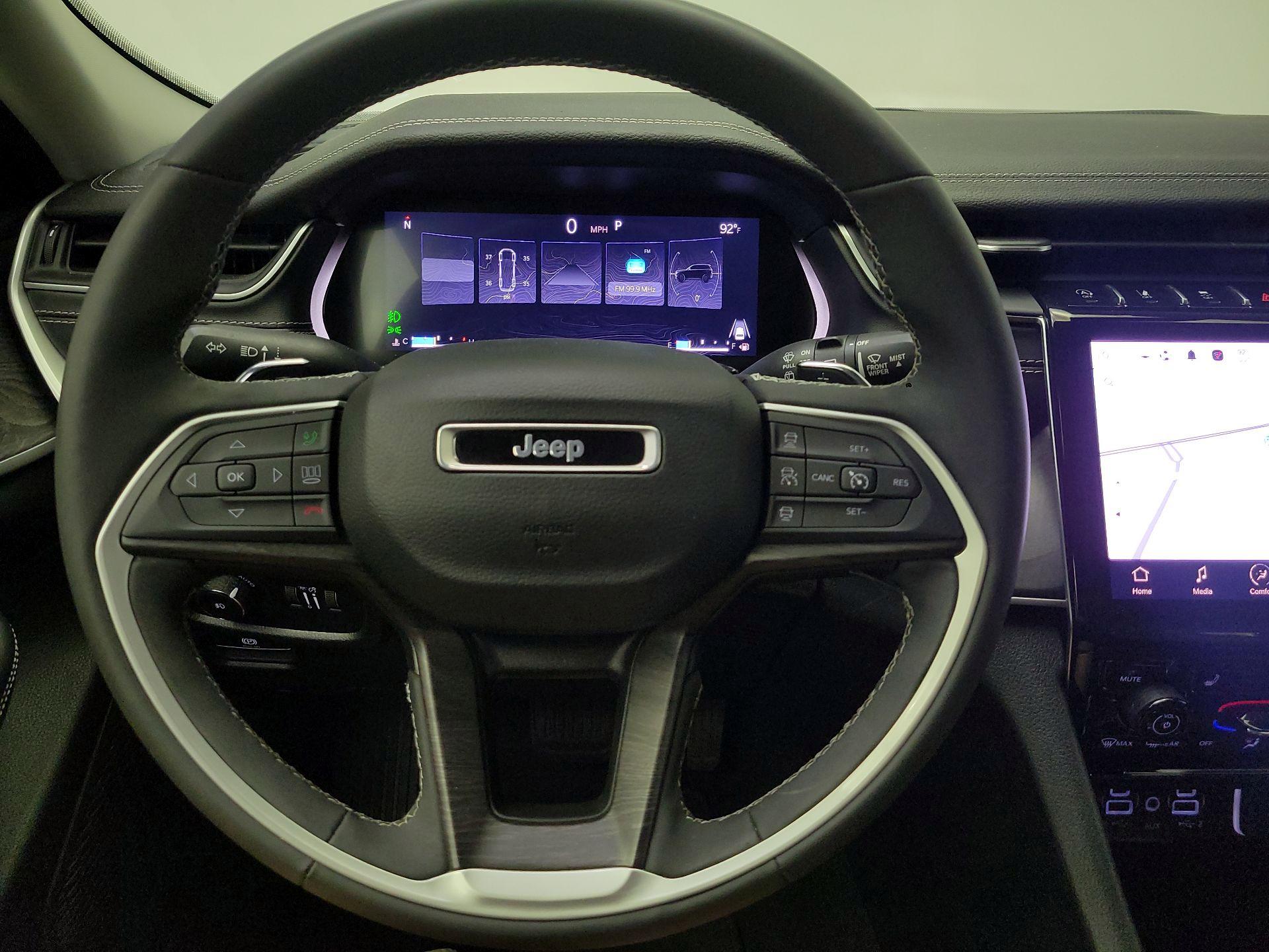 Thumbnail: 2023 Jeep Grand Cherokee L - 10