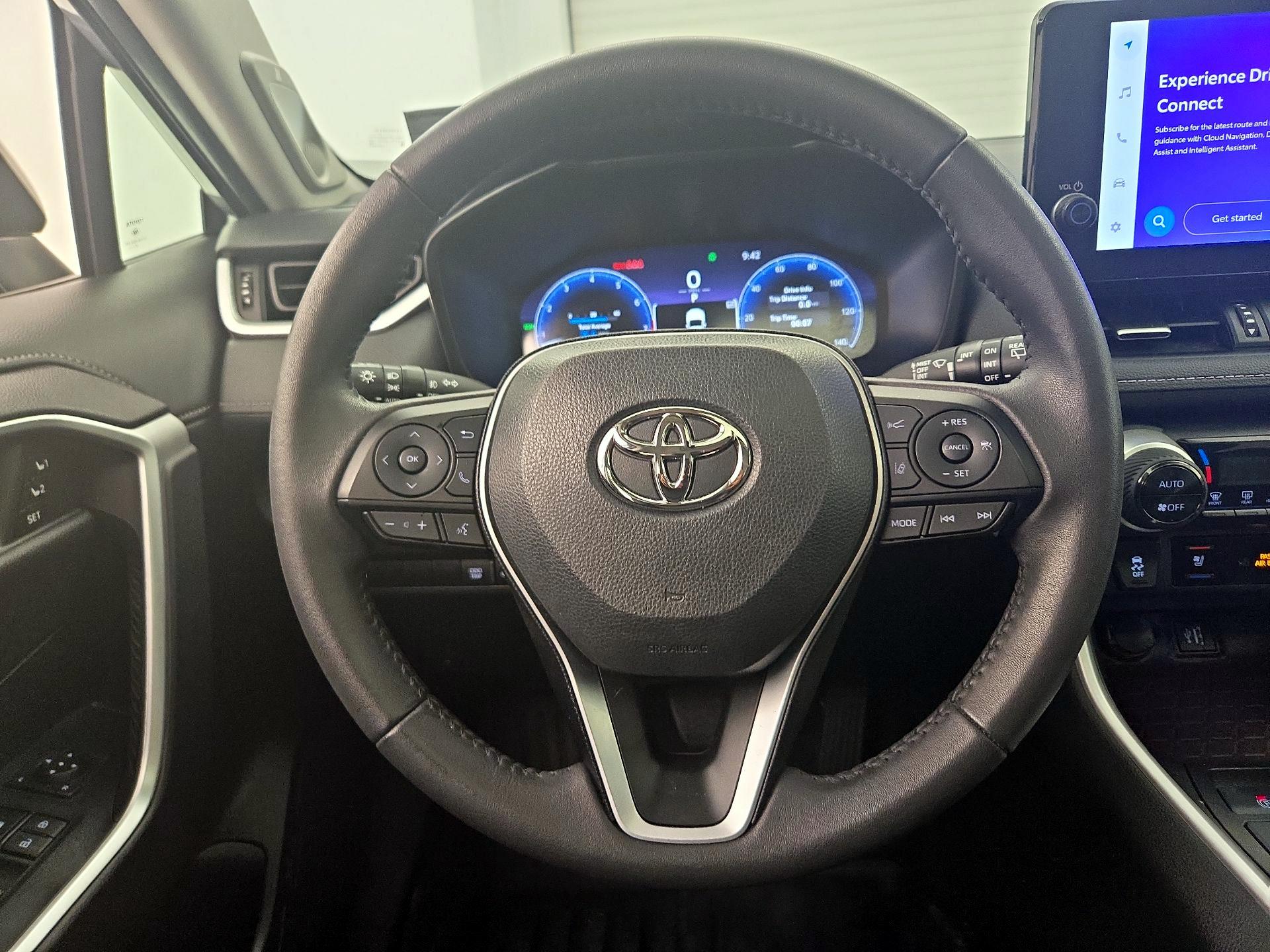 Thumbnail: 2023 Toyota RAV4 - 10