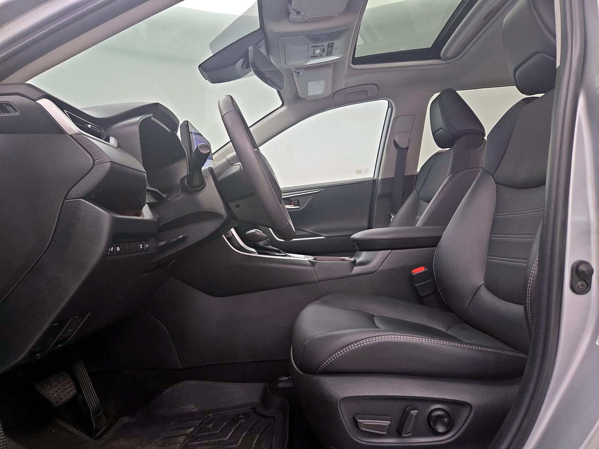 Thumbnail: 2023 Toyota RAV4 - 11