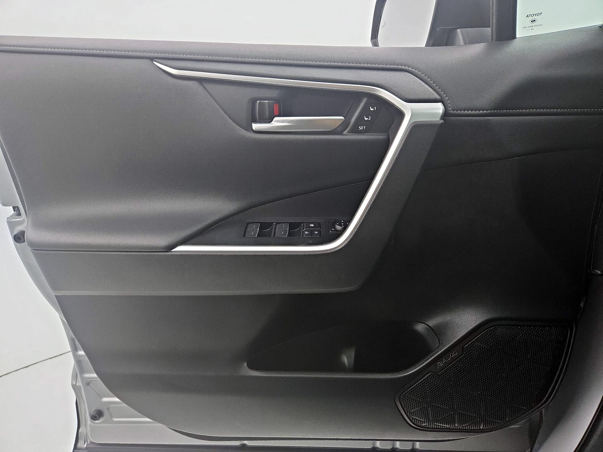 Thumbnail: 2023 Toyota RAV4 - 12