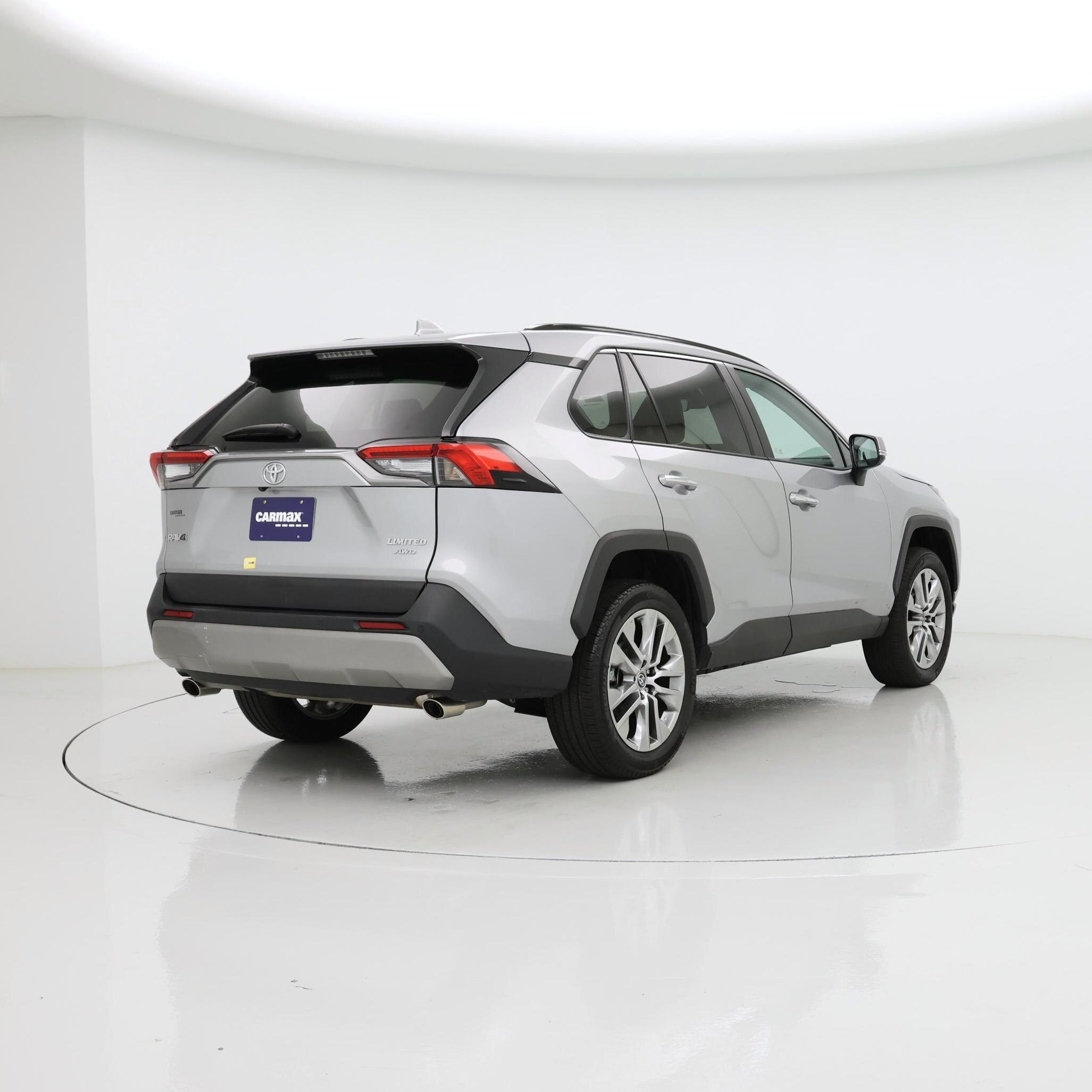 Thumbnail: 2023 Toyota RAV4 - 8