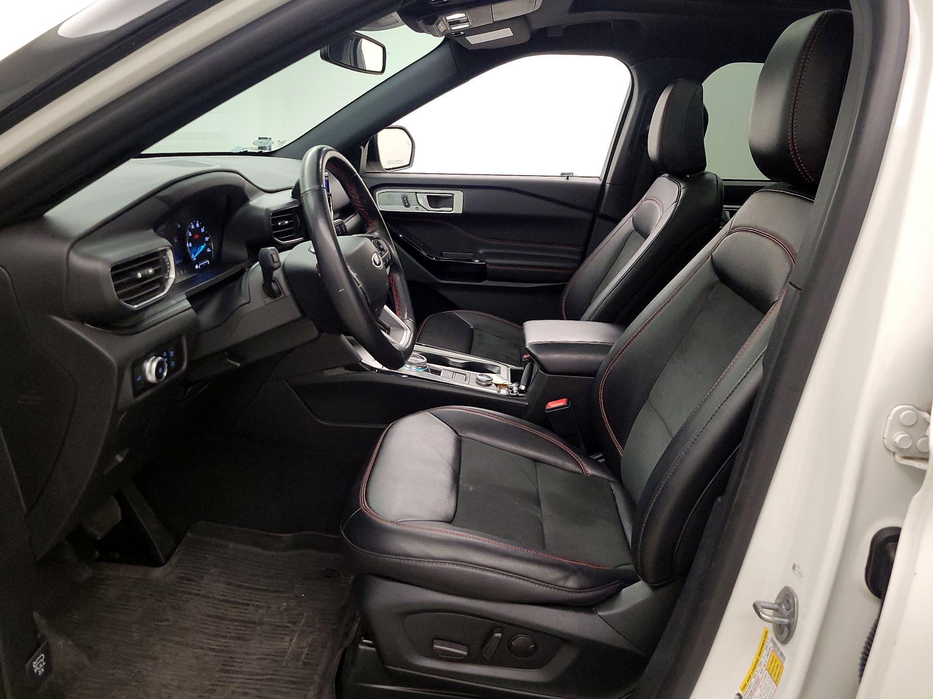 Thumbnail: 2022 Ford Explorer - 11