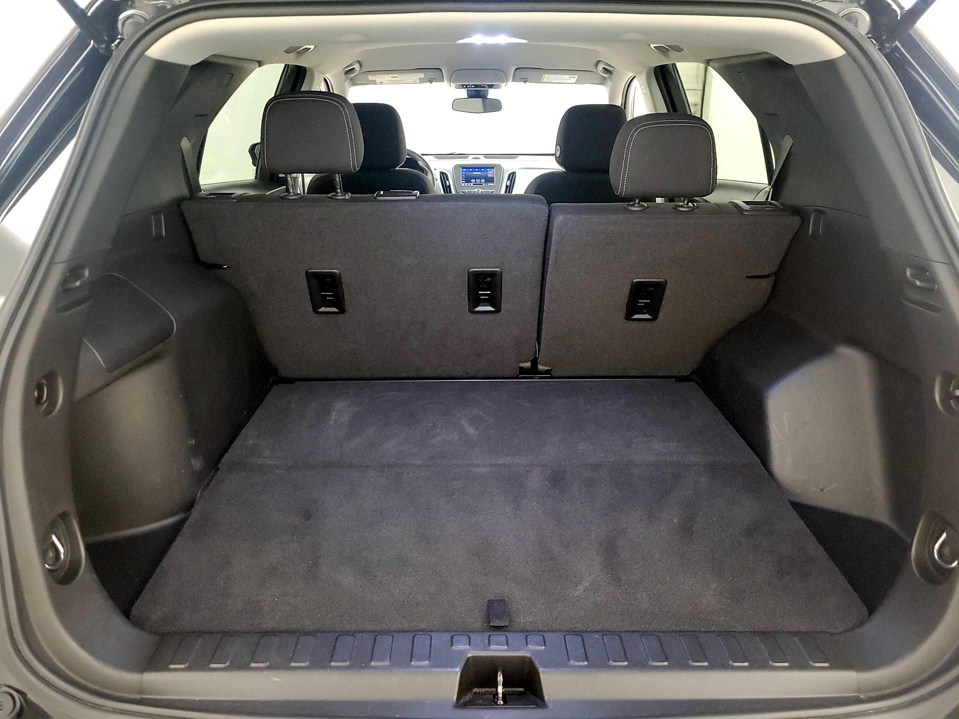 Thumbnail: 2021 Chevrolet Equinox - 20