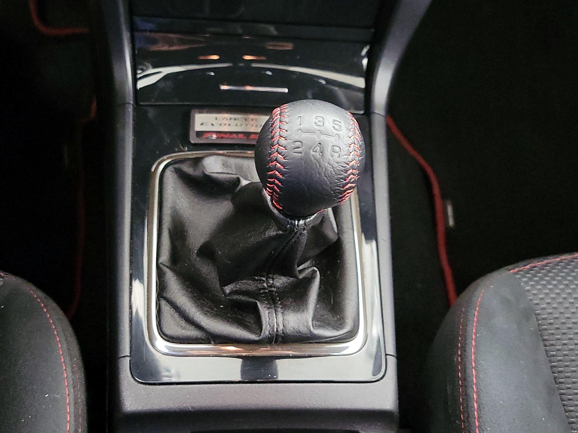 Thumbnail: 2015 Mitsubishi Lancer - 16