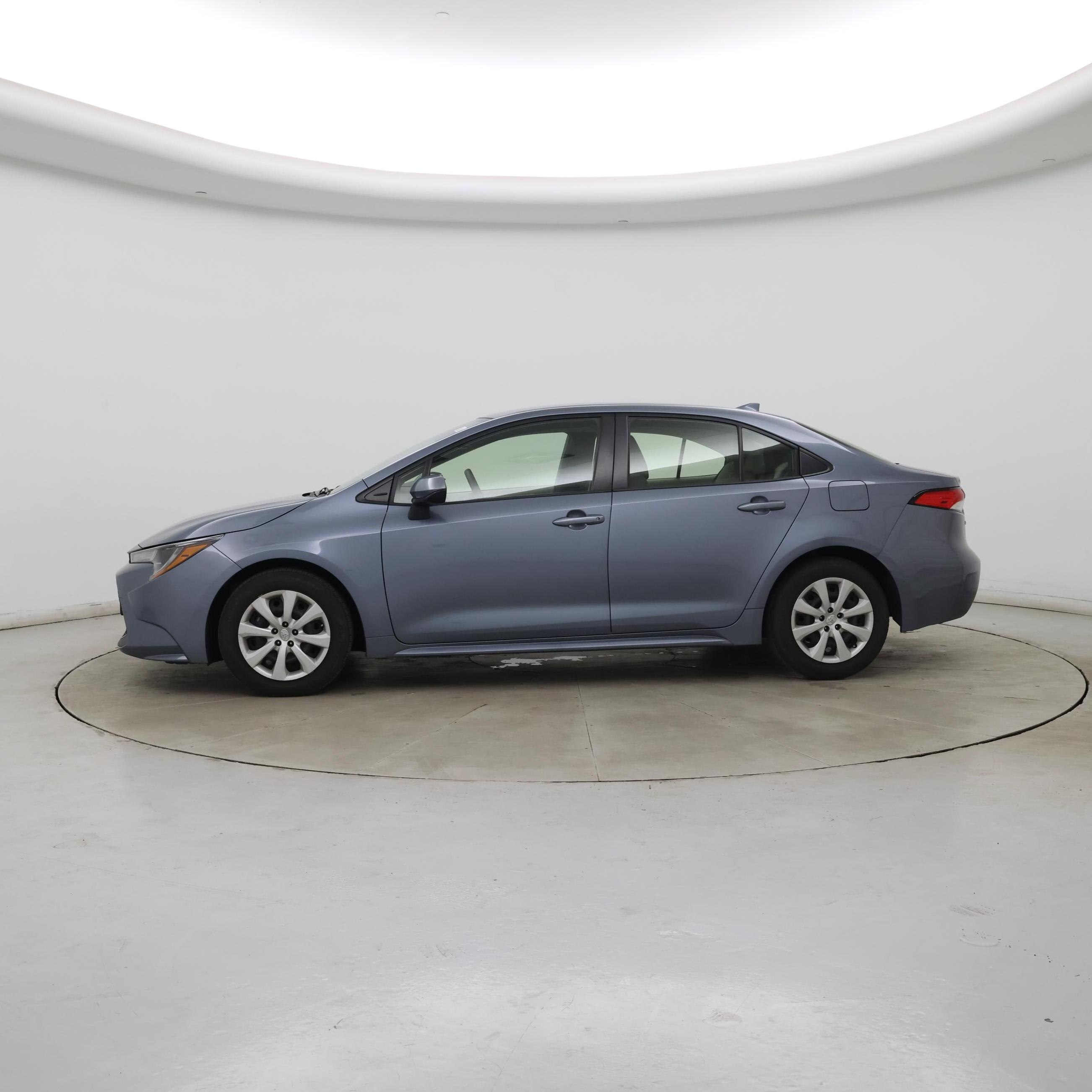 Thumbnail: 2022 Toyota Corolla - 3