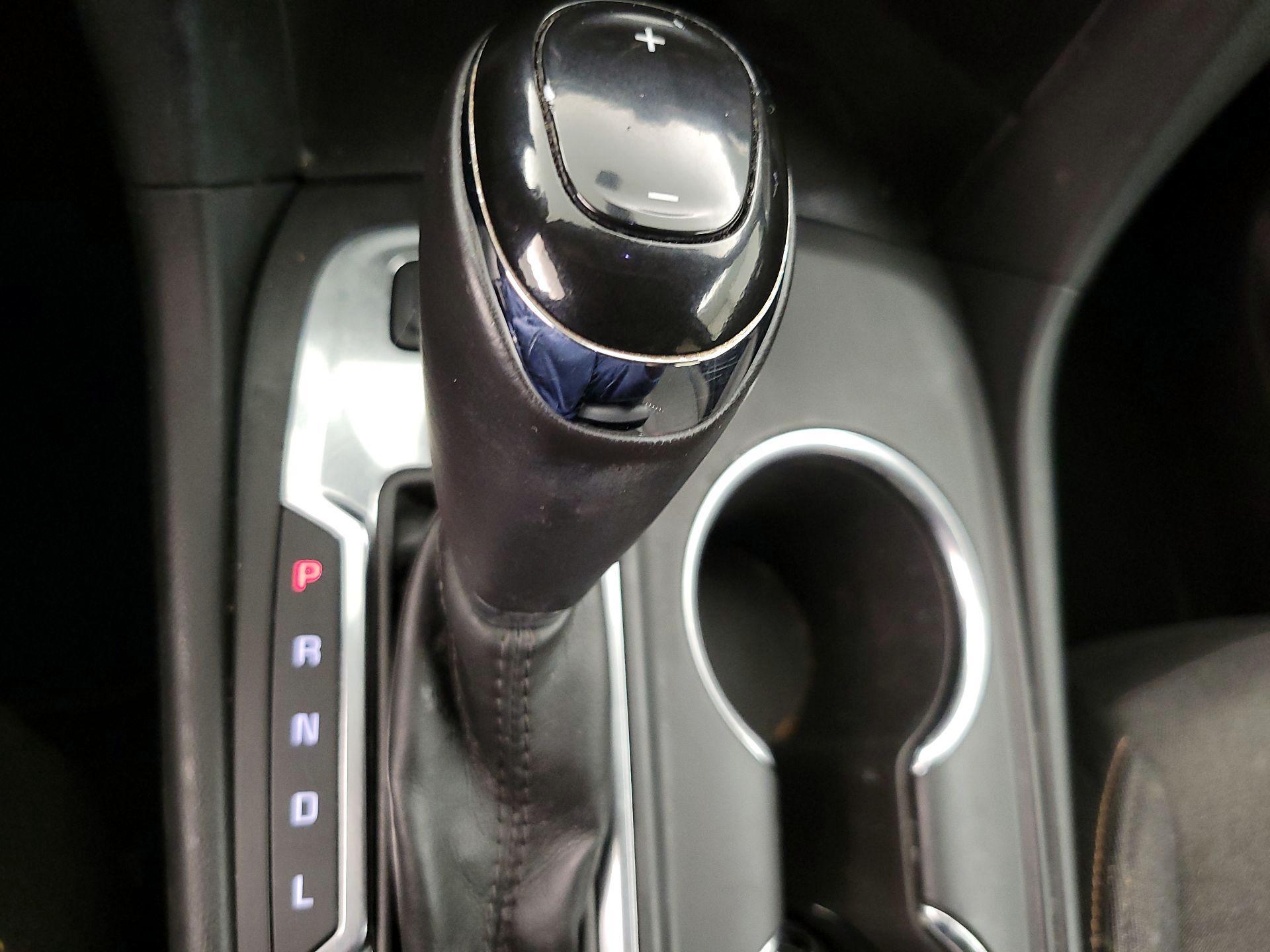 Thumbnail: 2018 Chevrolet Equinox - 17