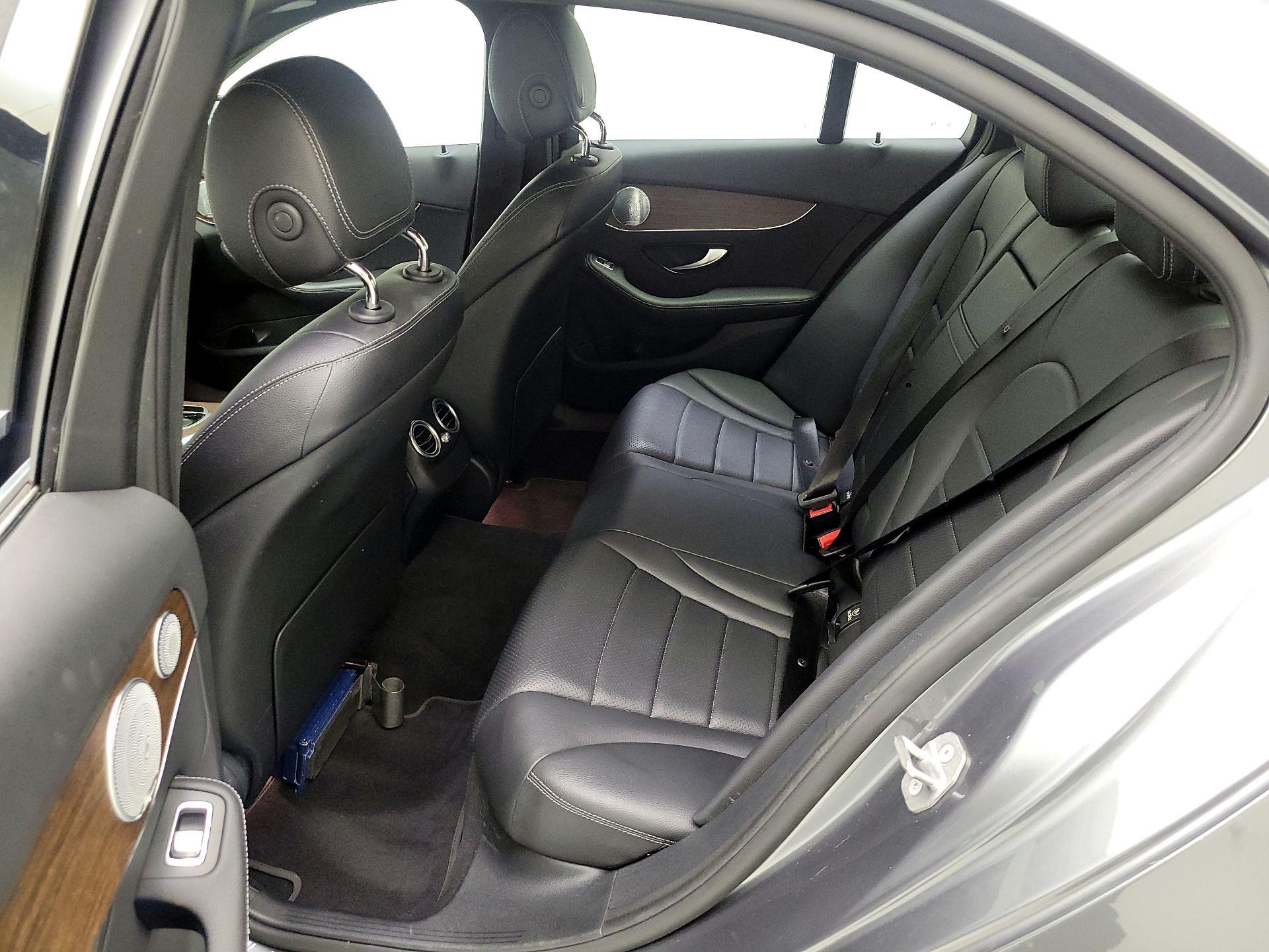Thumbnail: 2021 Mercedes-Benz C-Class - 18