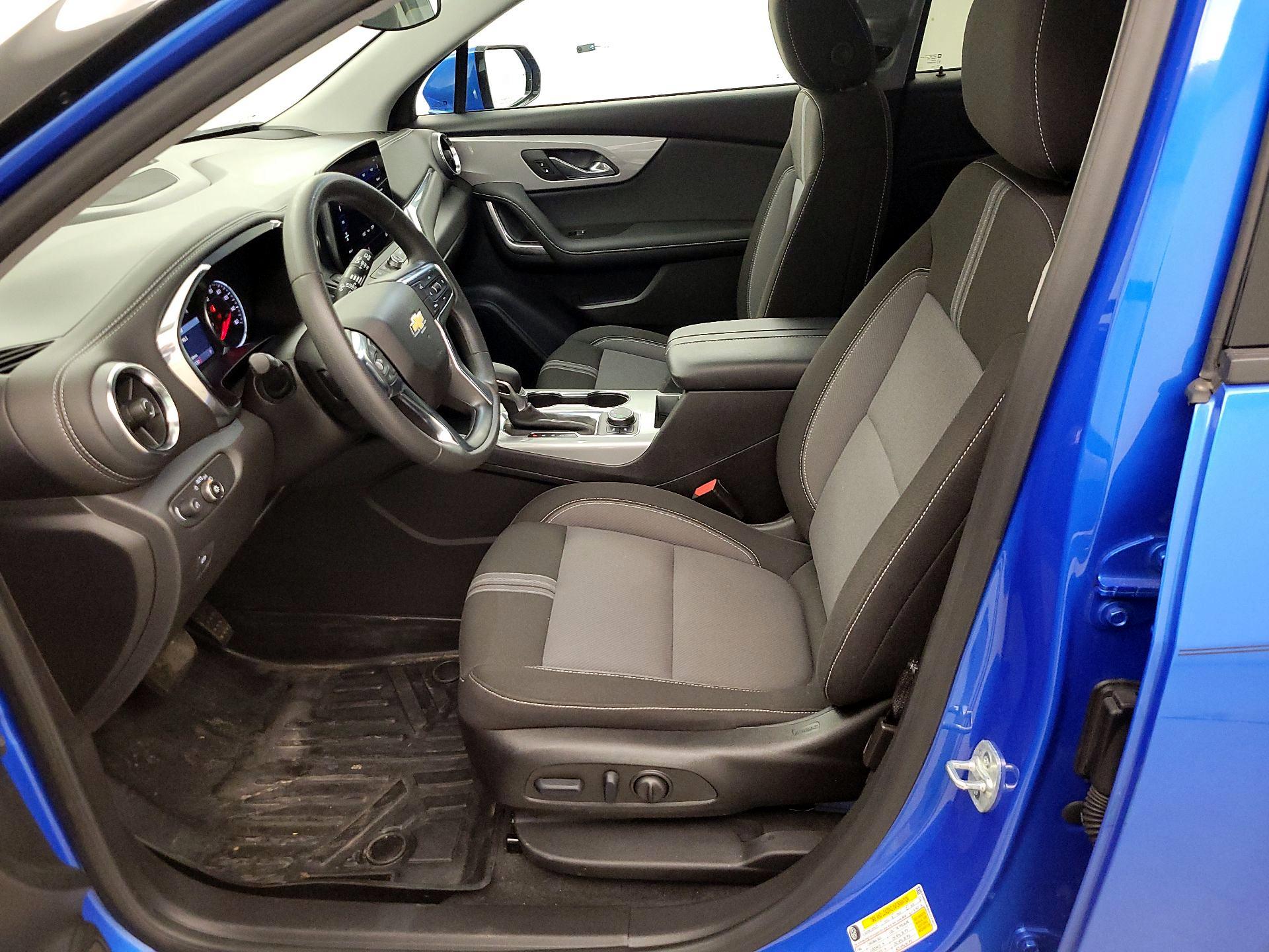 Thumbnail: 2025 Chevrolet Blazer - 11