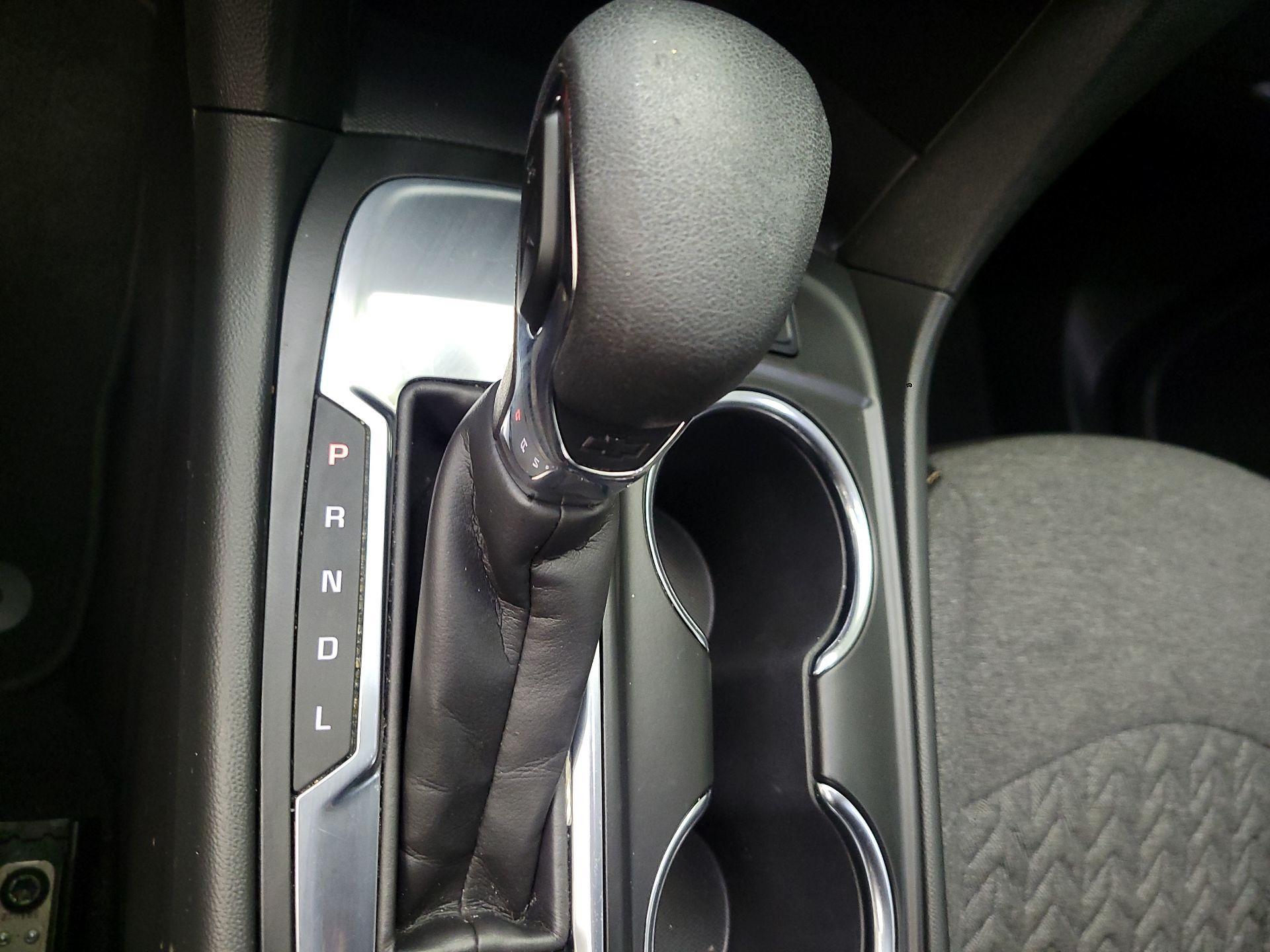 Thumbnail: 2022 Chevrolet Equinox - 15