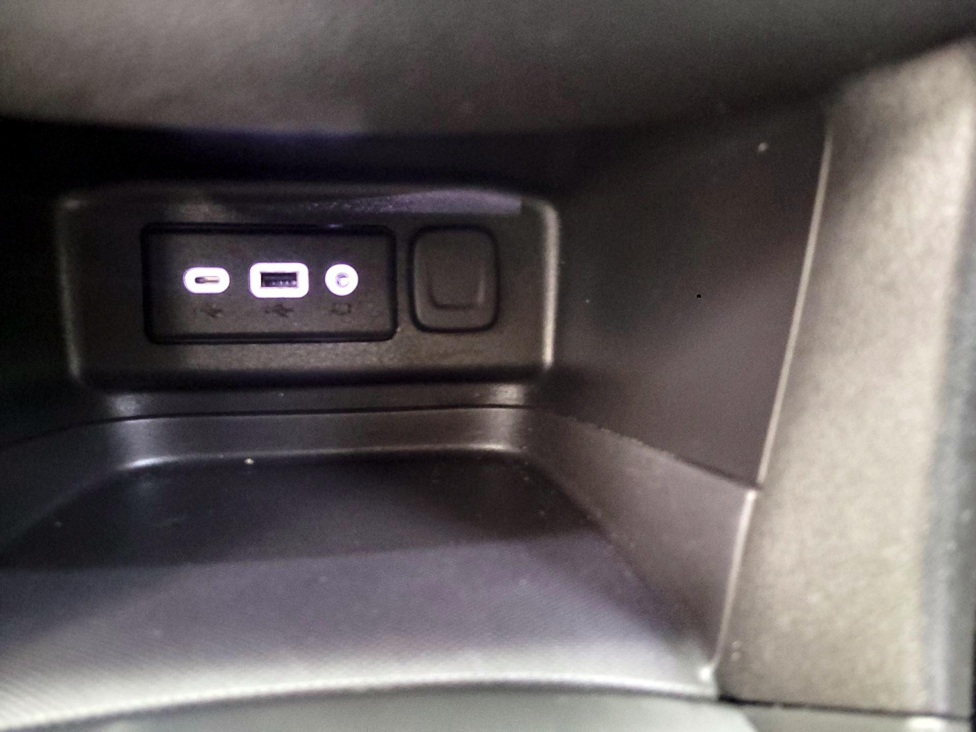 Thumbnail: 2022 Chevrolet Equinox - 16