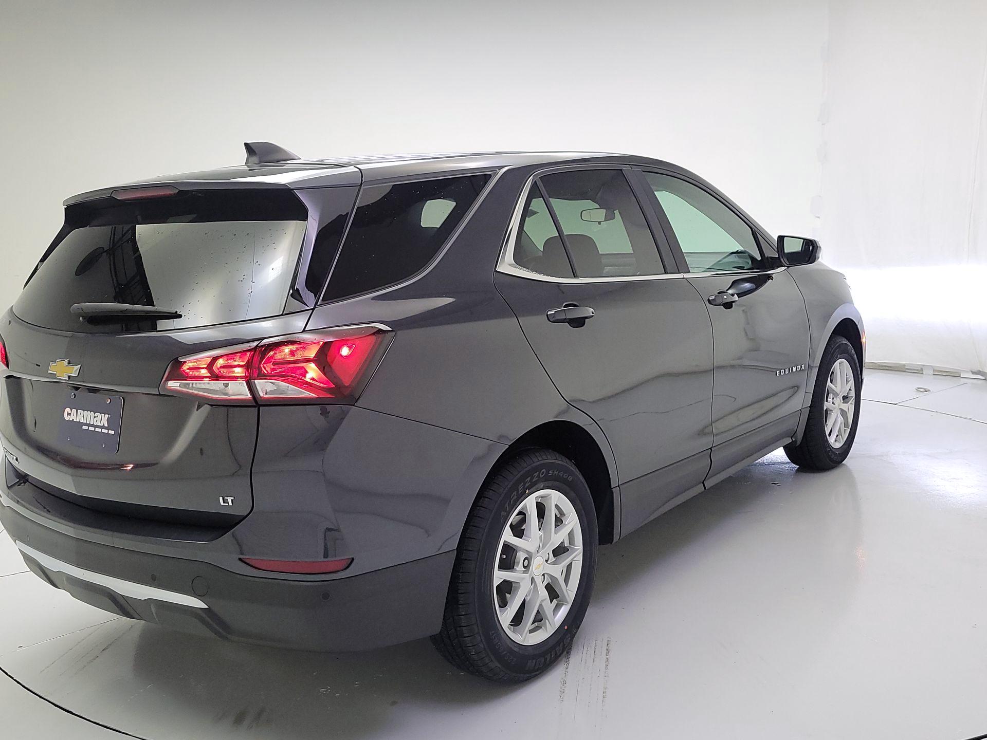 Thumbnail: 2022 Chevrolet Equinox - 5