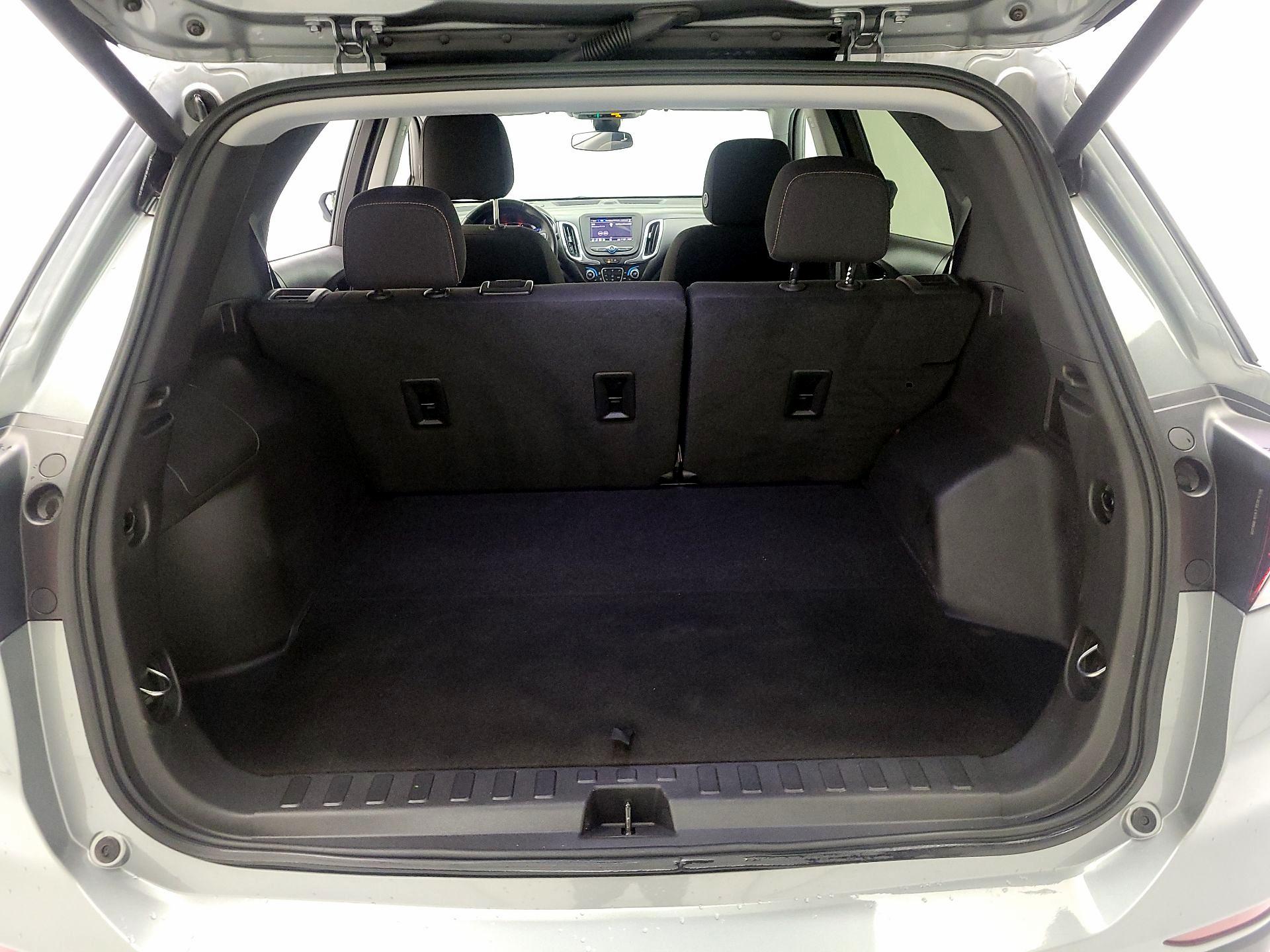 Thumbnail: 2023 Chevrolet Equinox - 18