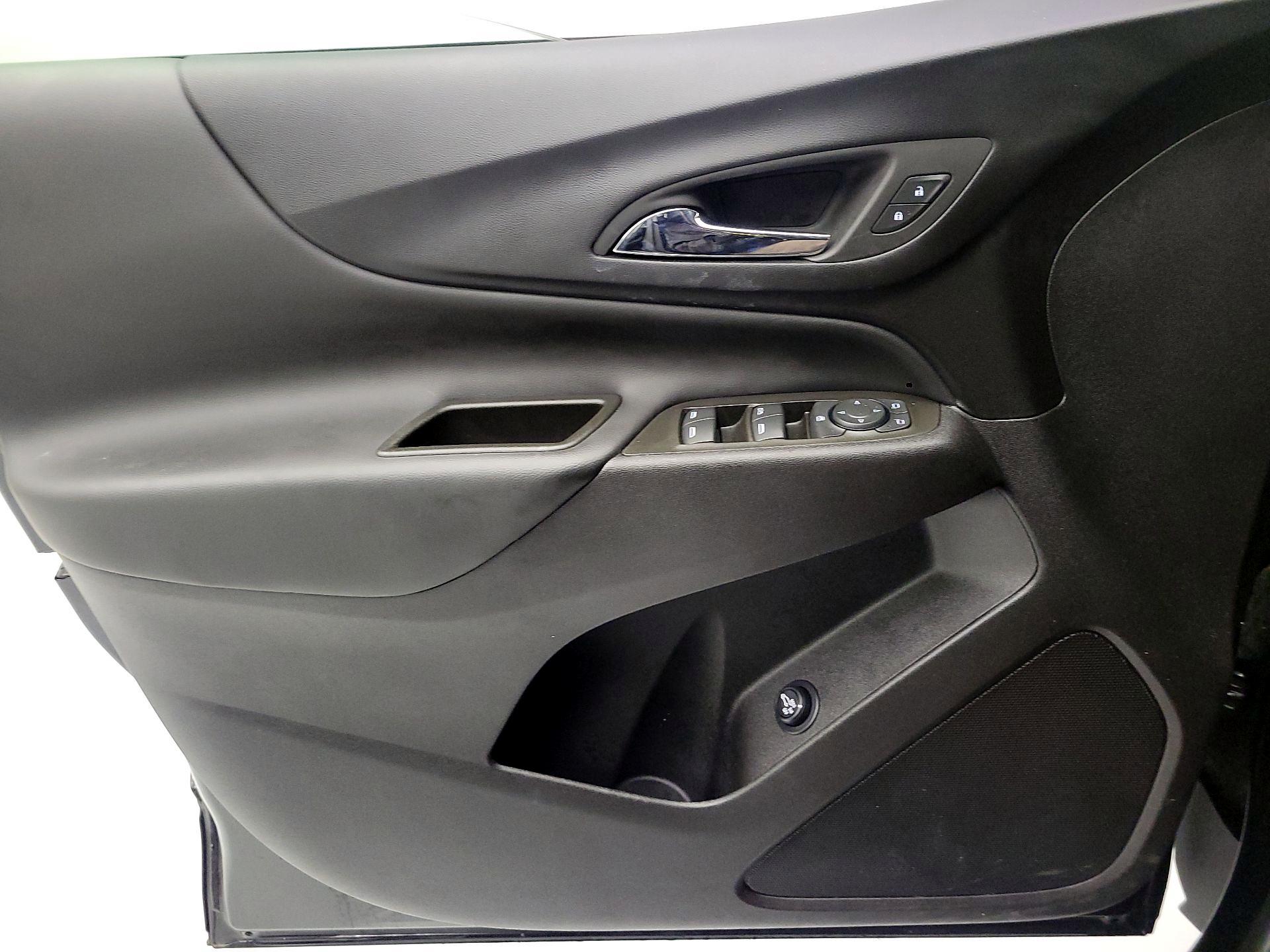 Thumbnail: 2024 Chevrolet Equinox - 10